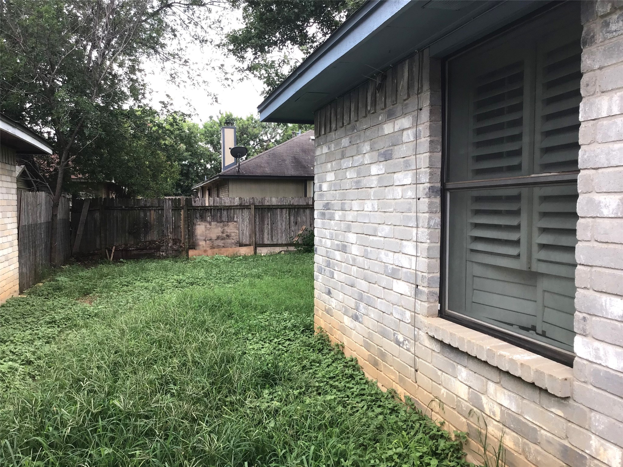 main property photo 22
