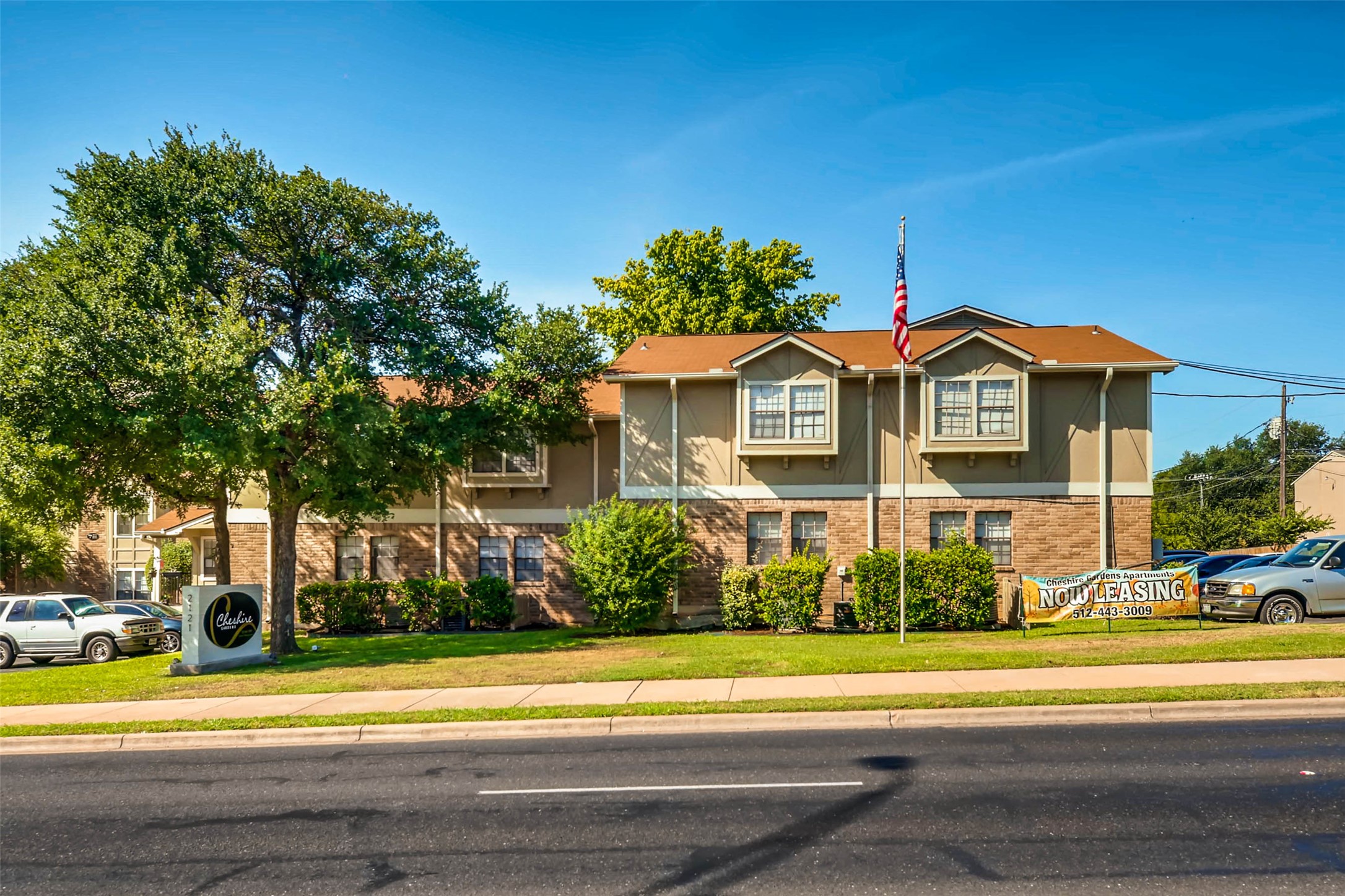main property photo 1