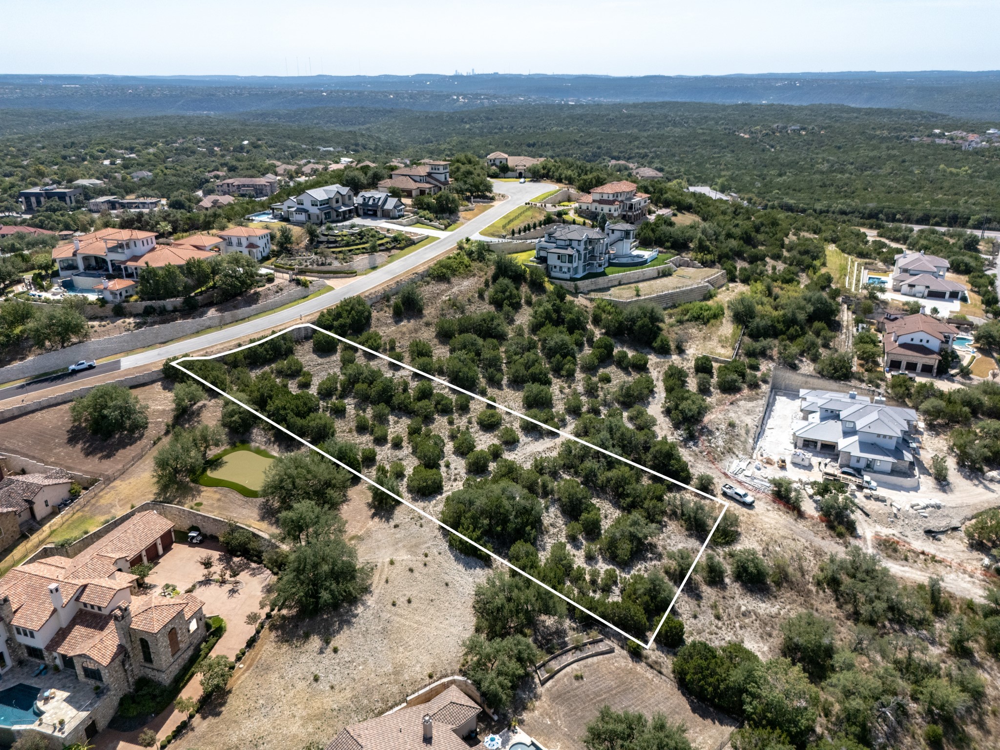 main property photo 8