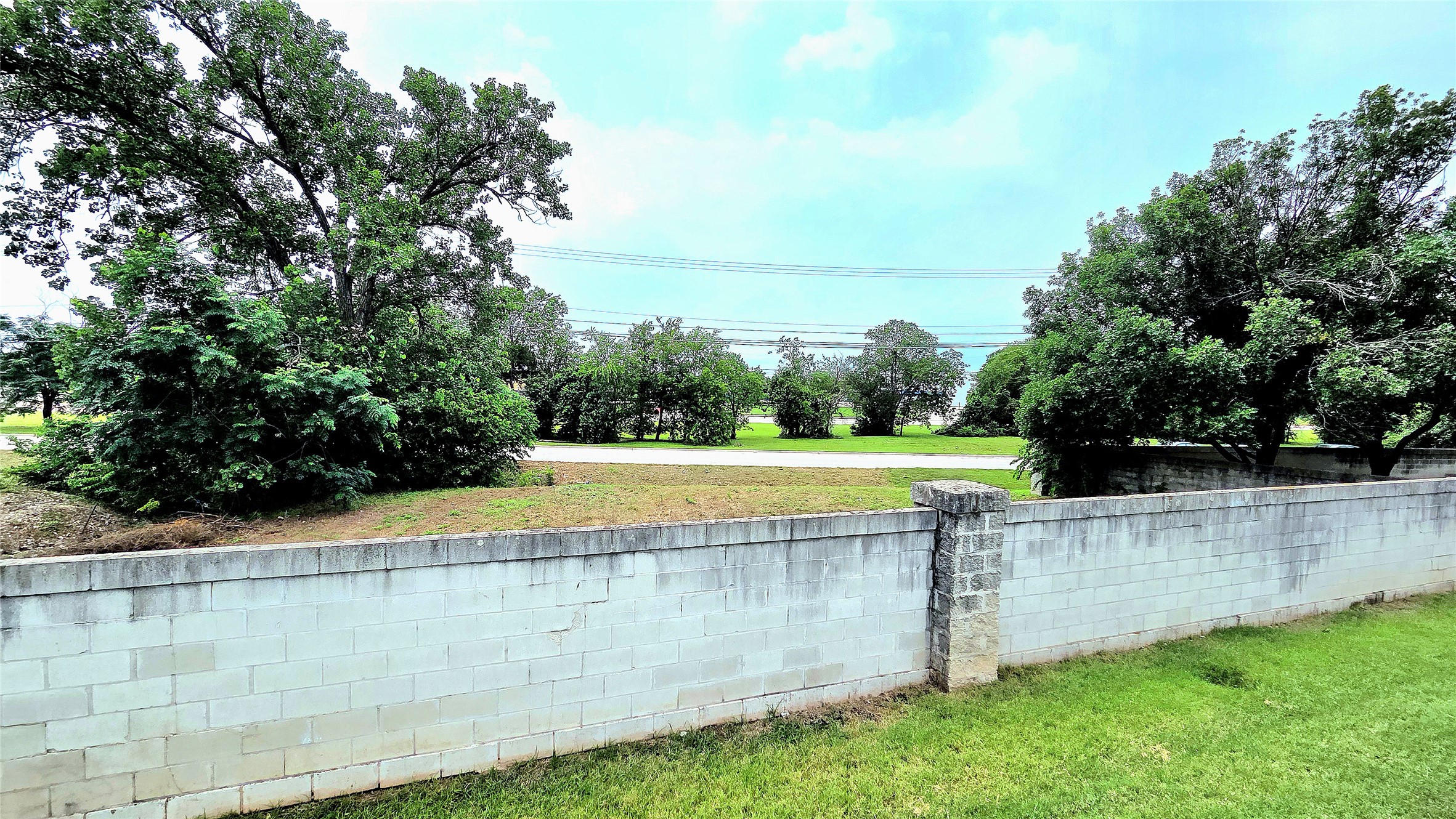 main property photo 19