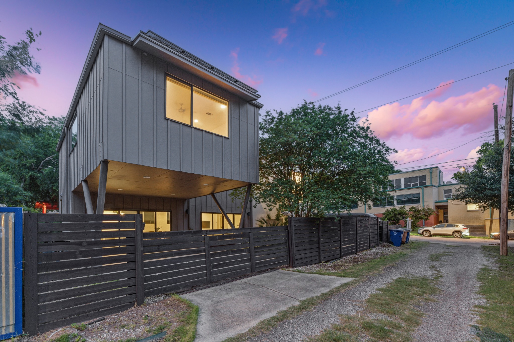 main property photo 26