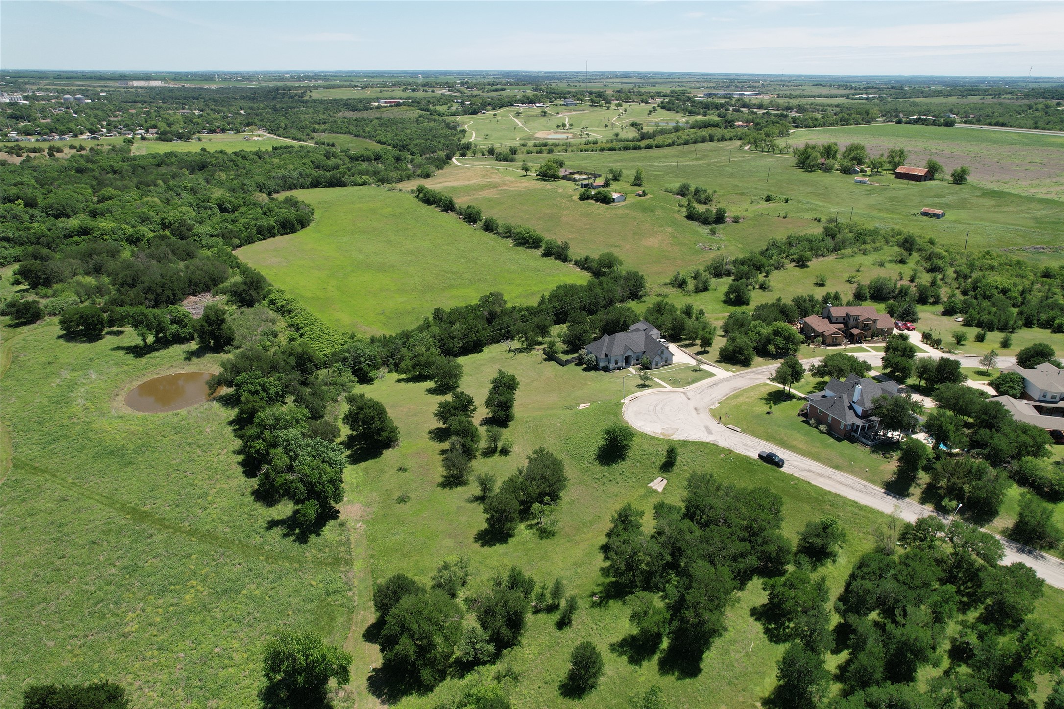main property photo 29