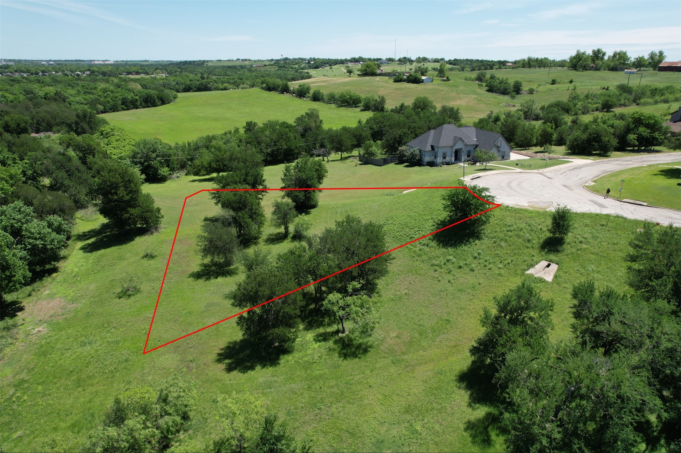 main property photo 3