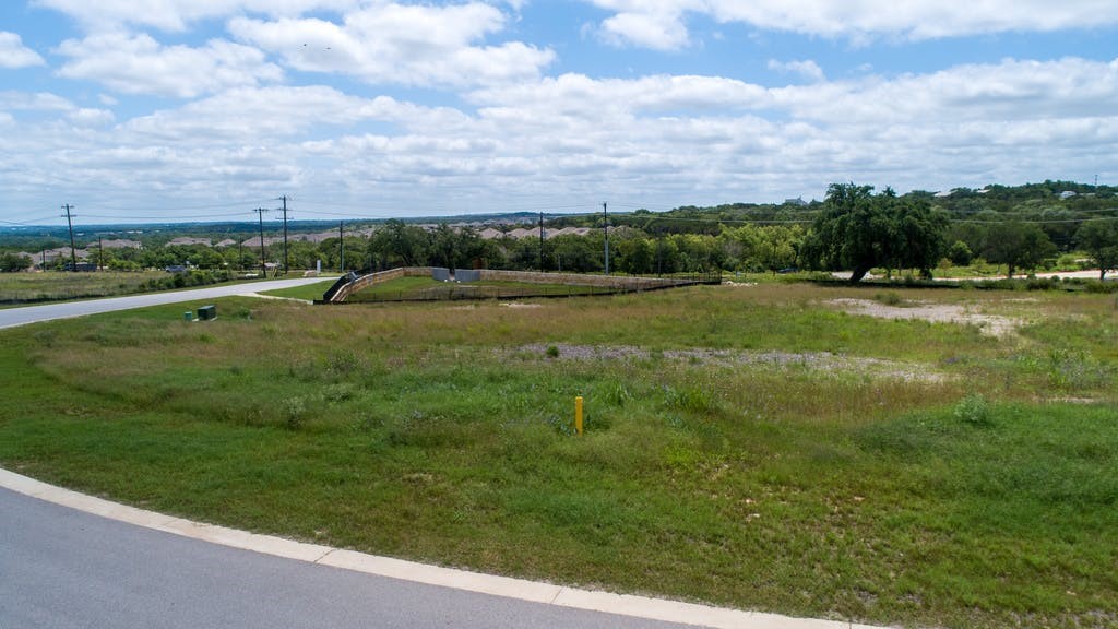 main property photo 15