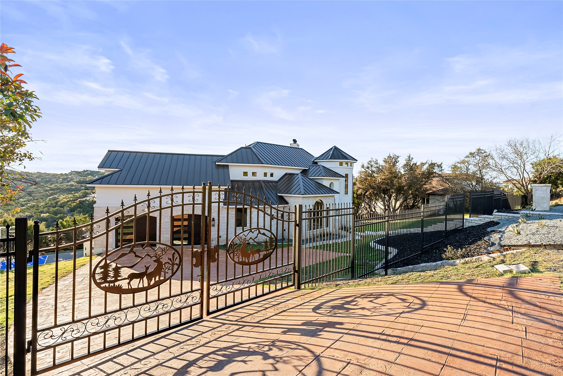 main property photo 15