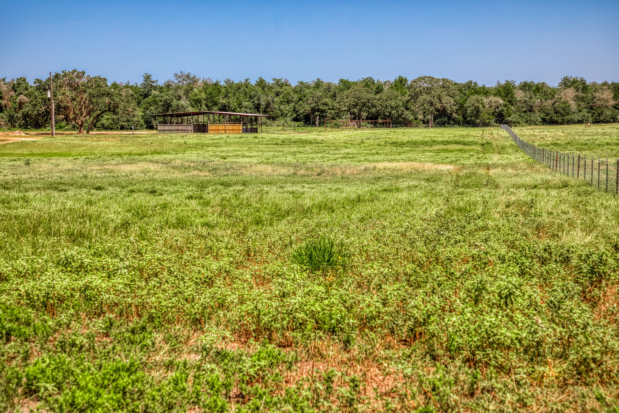 main property photo 20