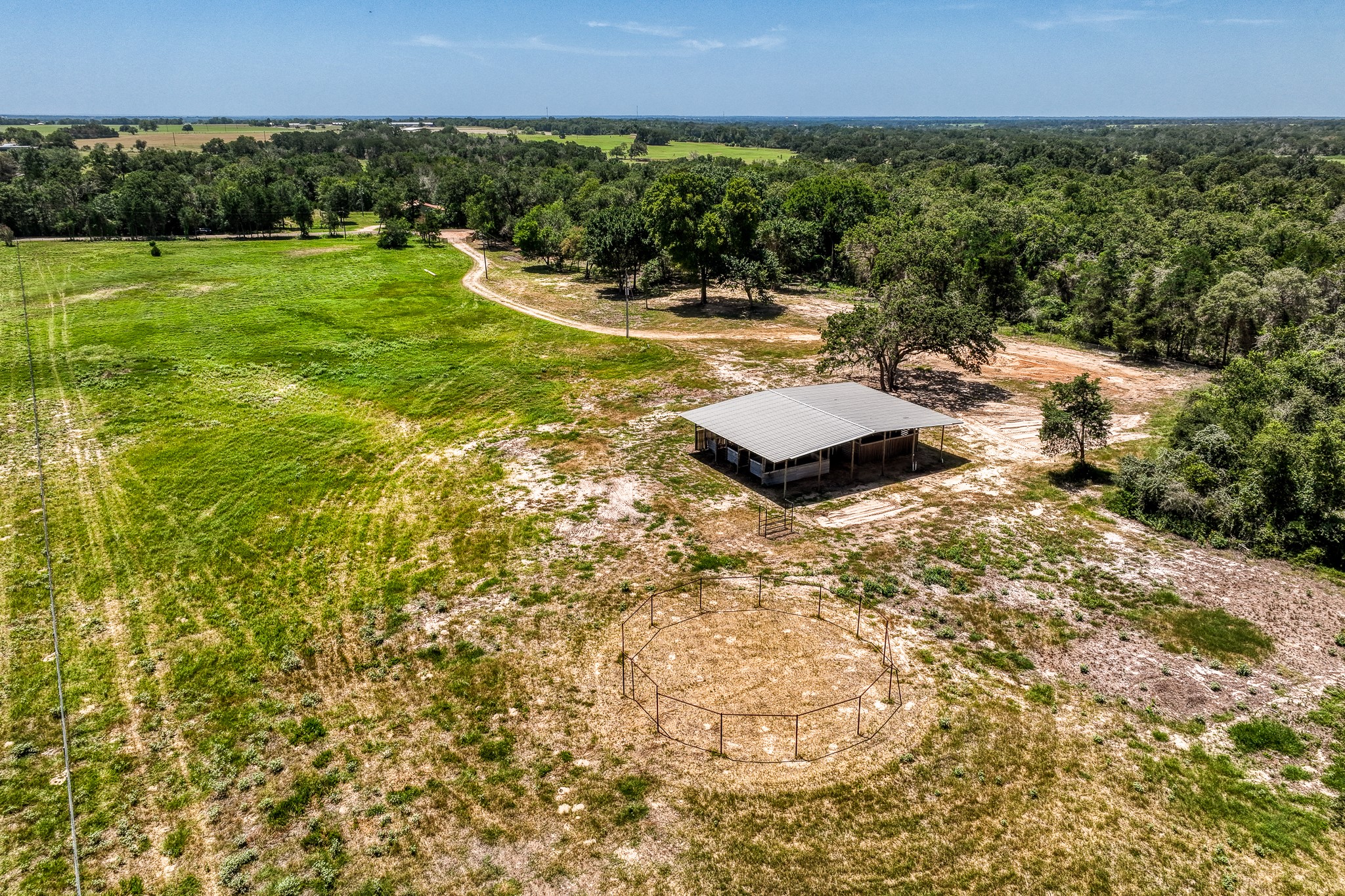main property photo 6