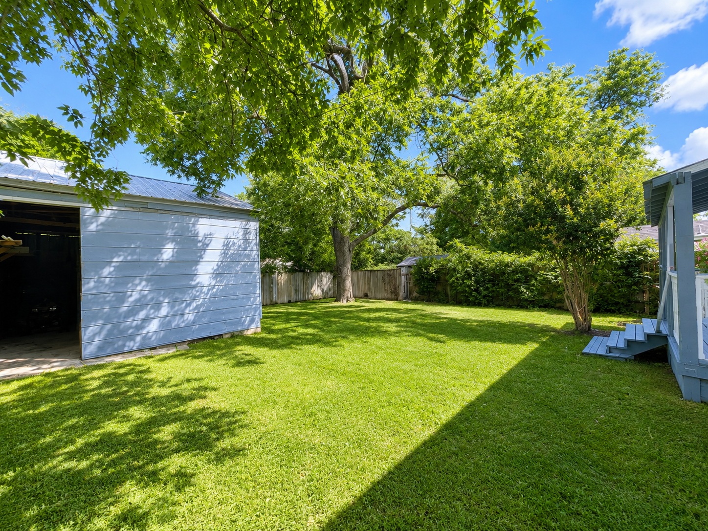 main property photo 7