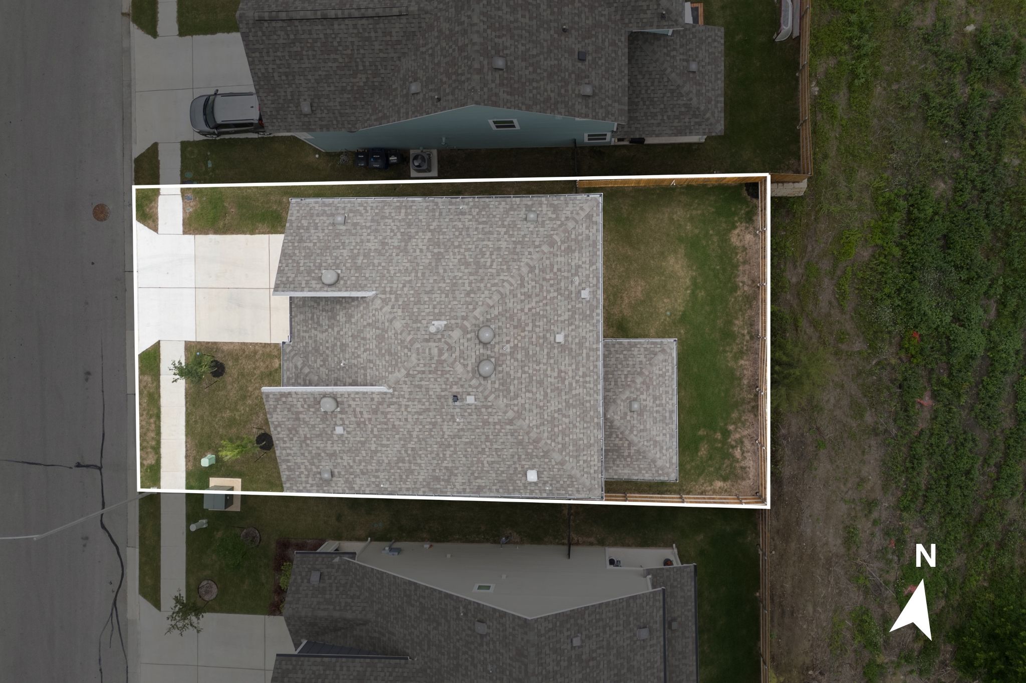 main property photo 37