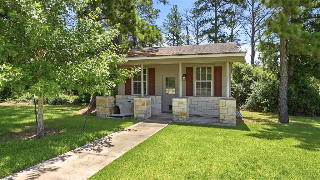 main property photo 36