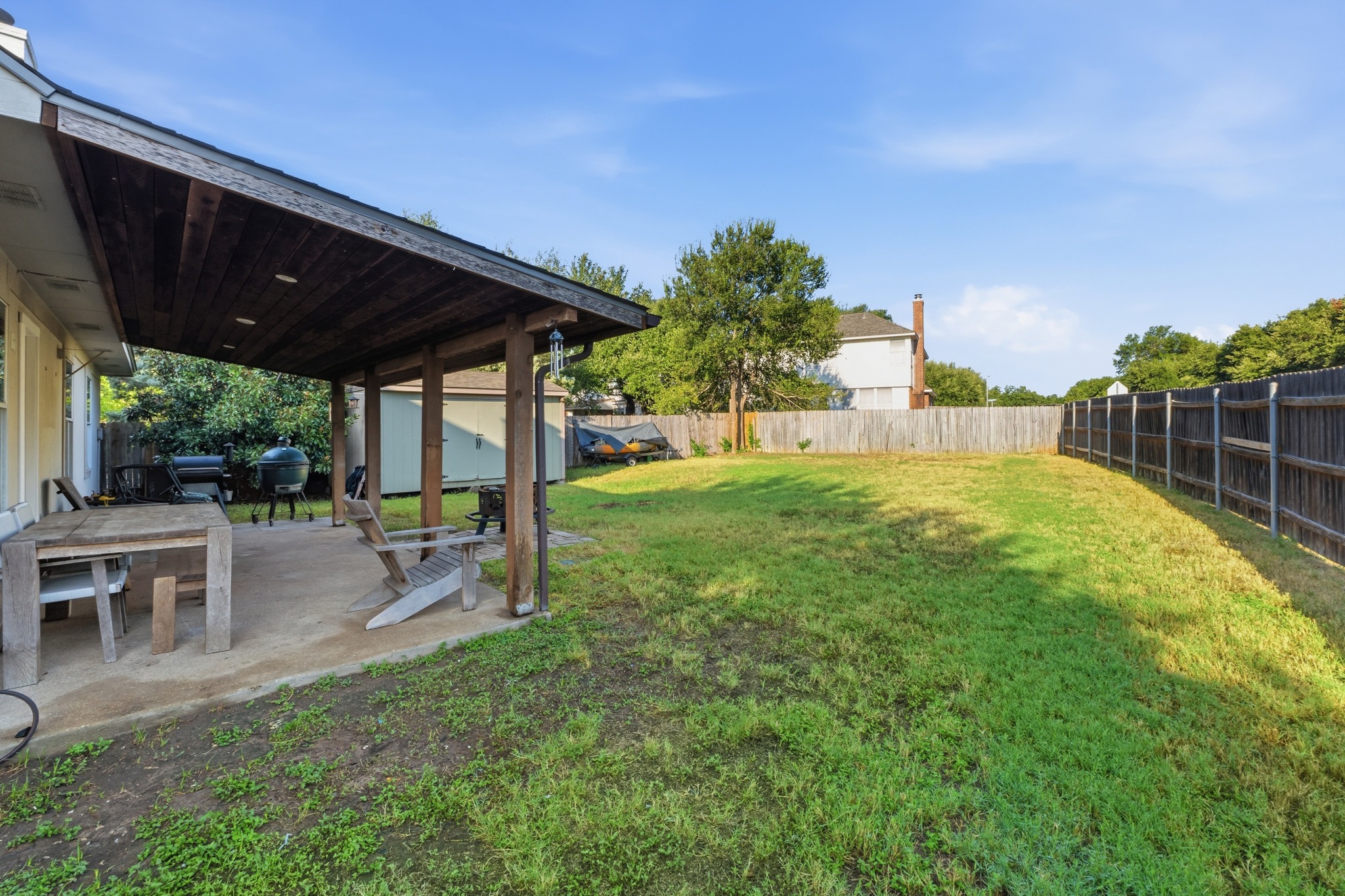 main property photo 30