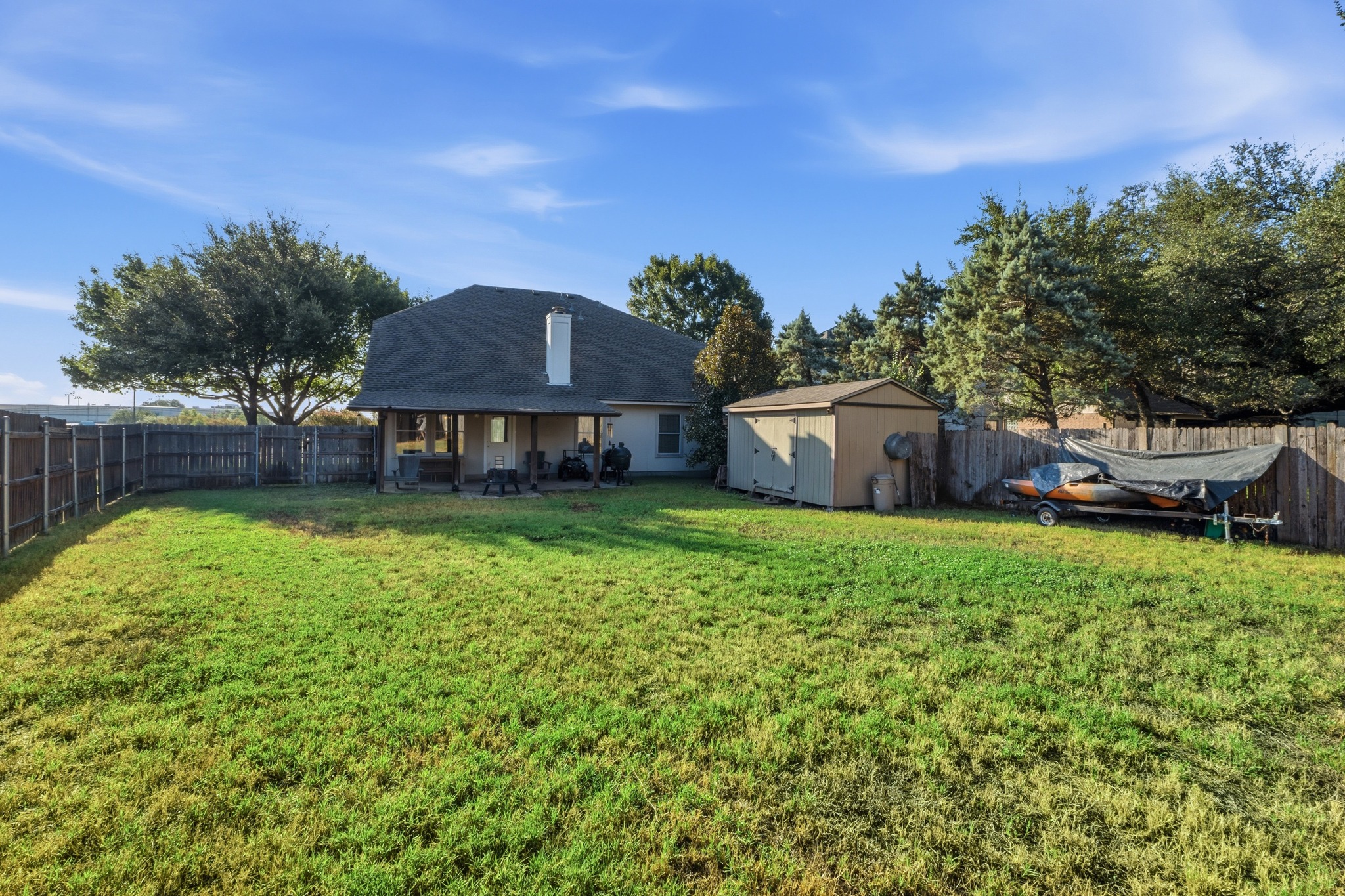 main property photo 32
