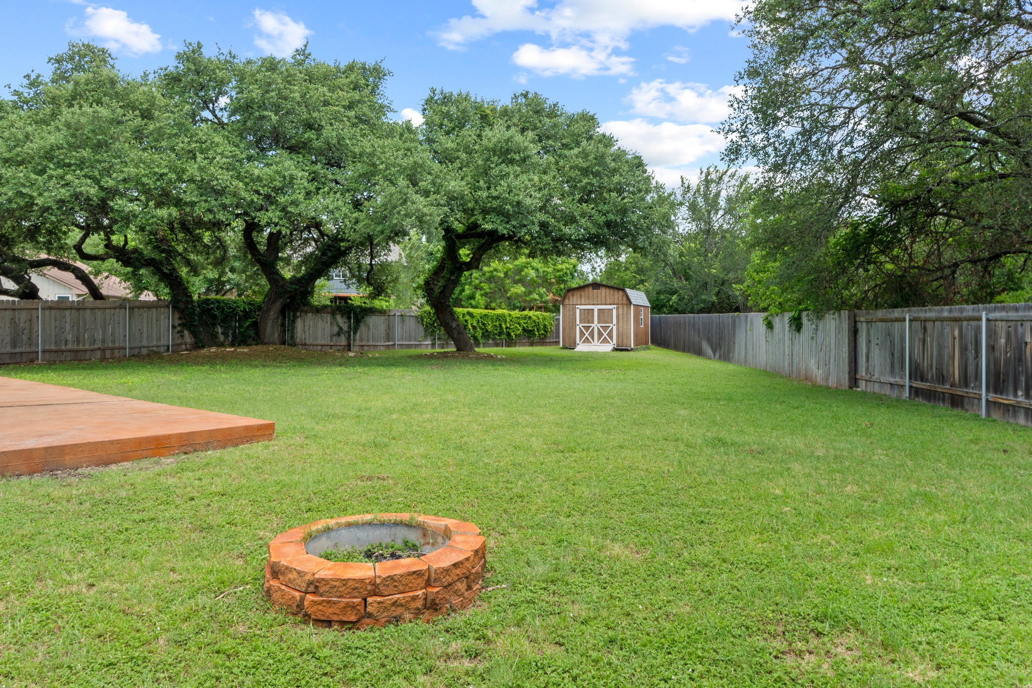 main property photo 32