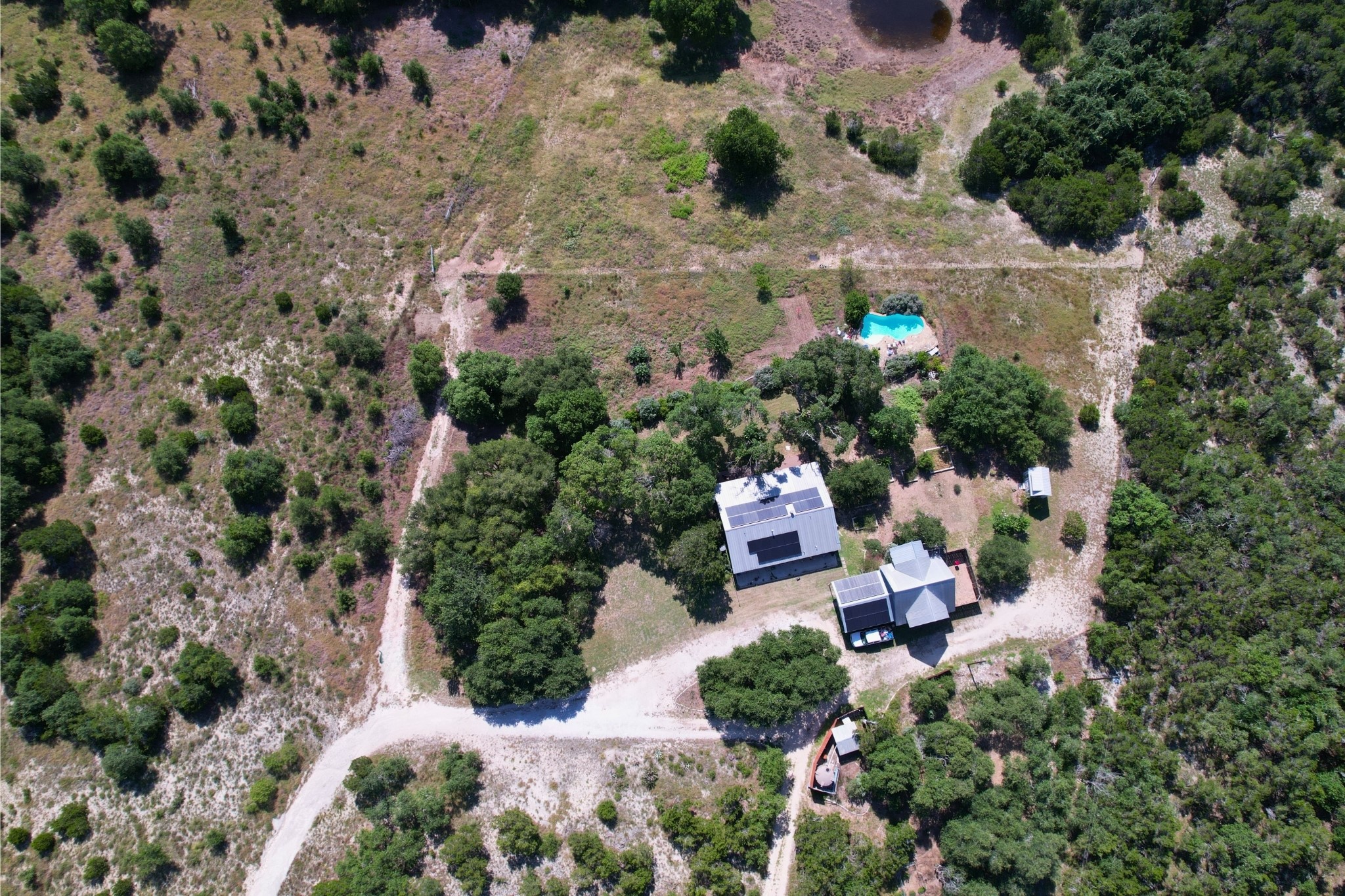 main property photo 18