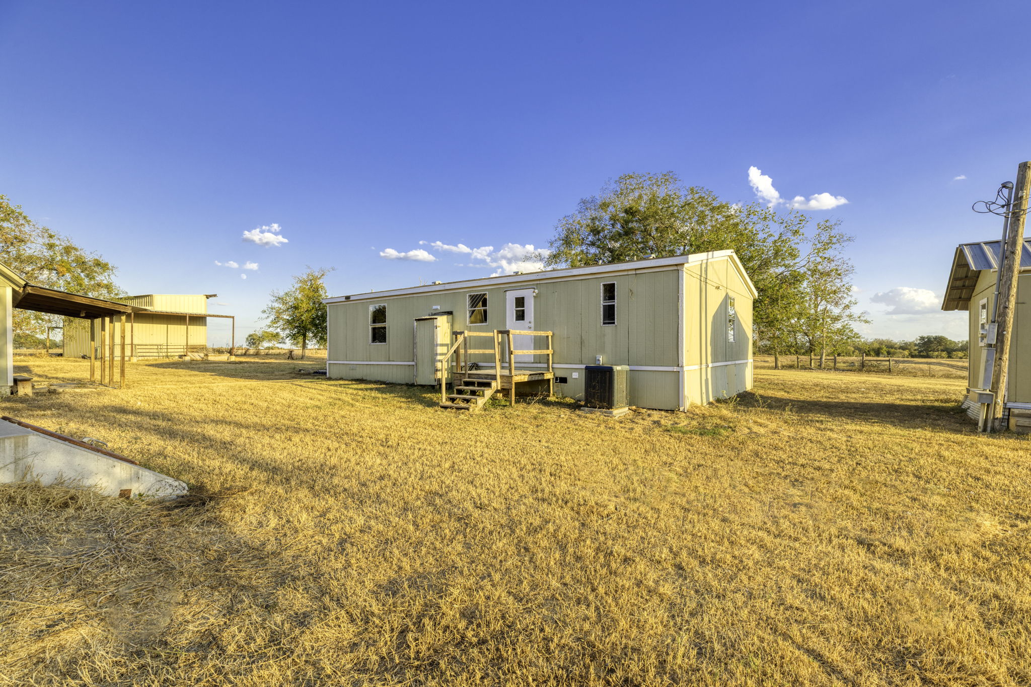 main property photo 15