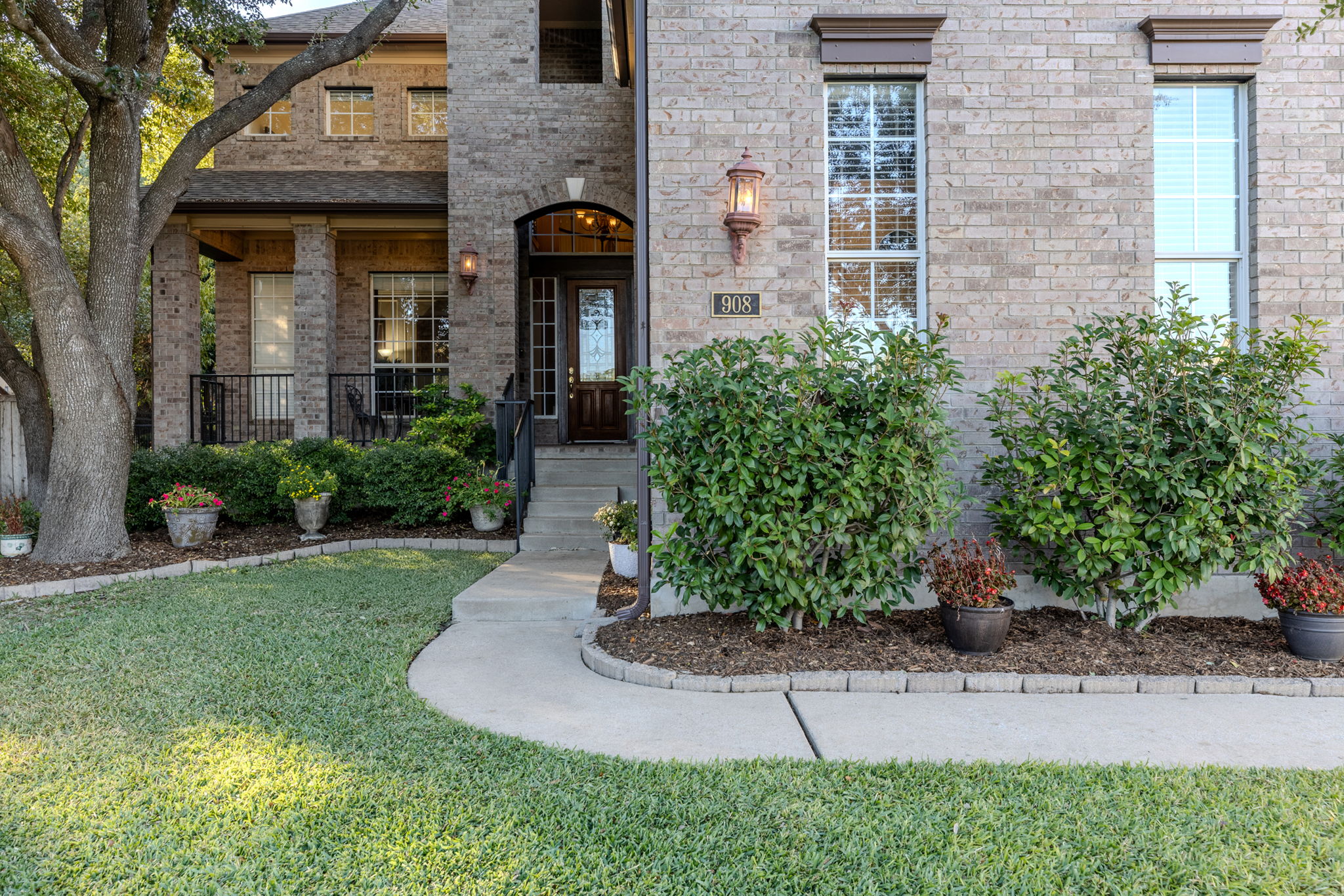 main property photo 36