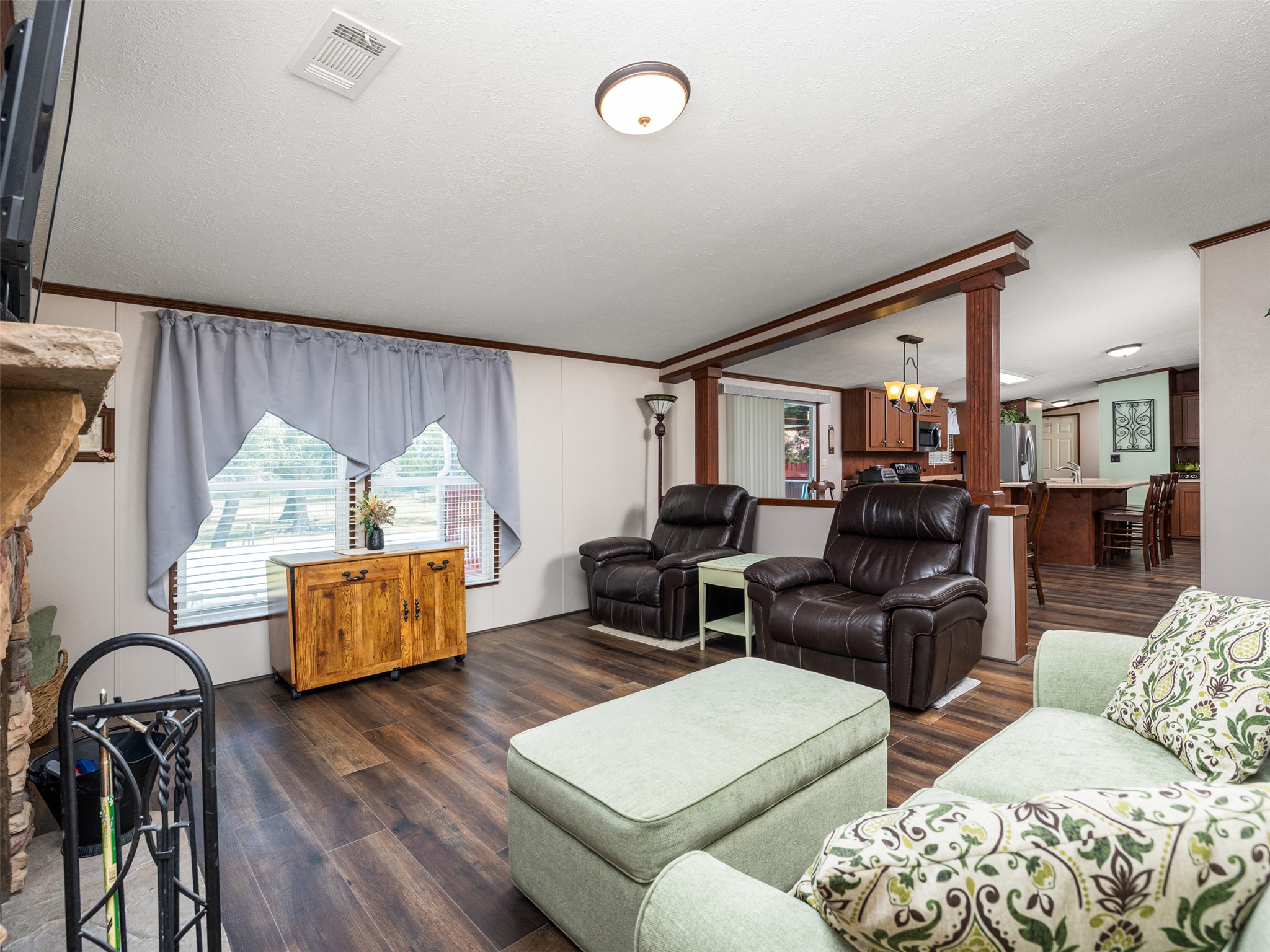 main property photo 17