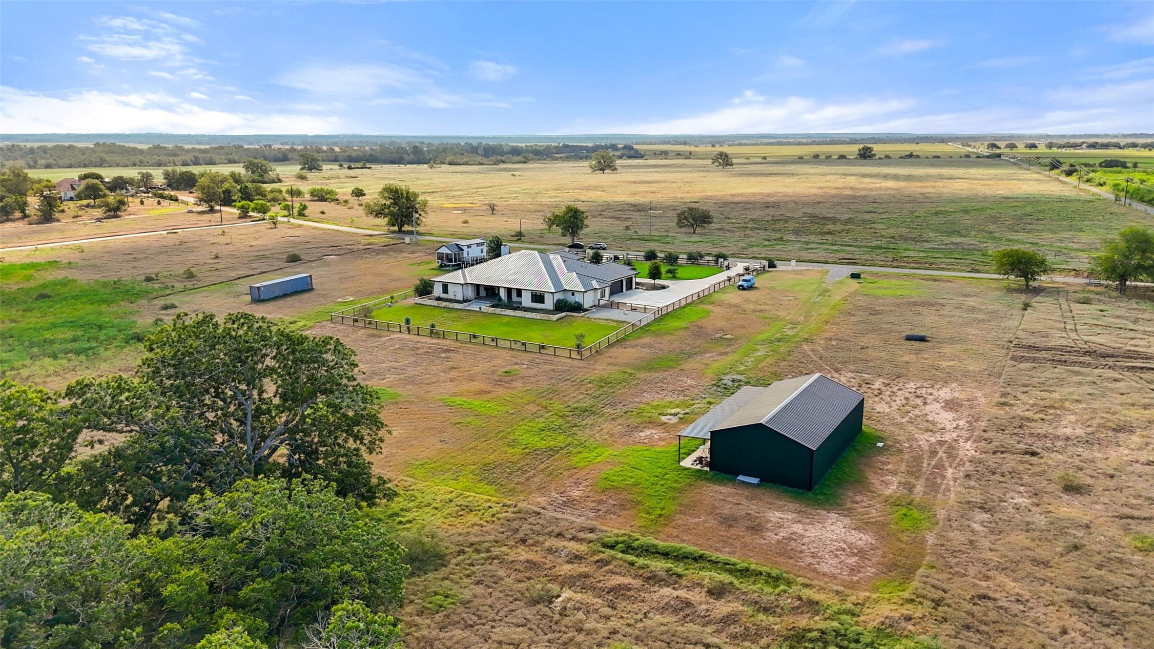 main property photo 35