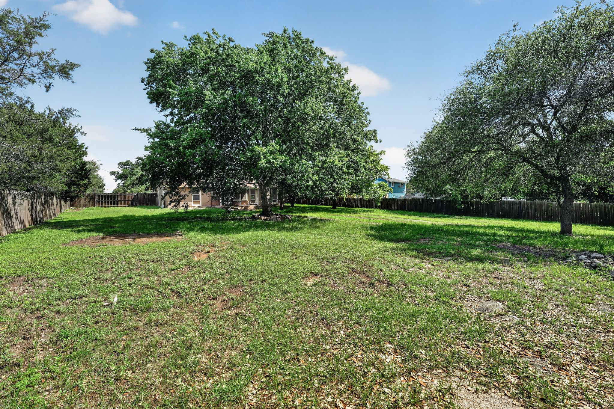 main property photo 35