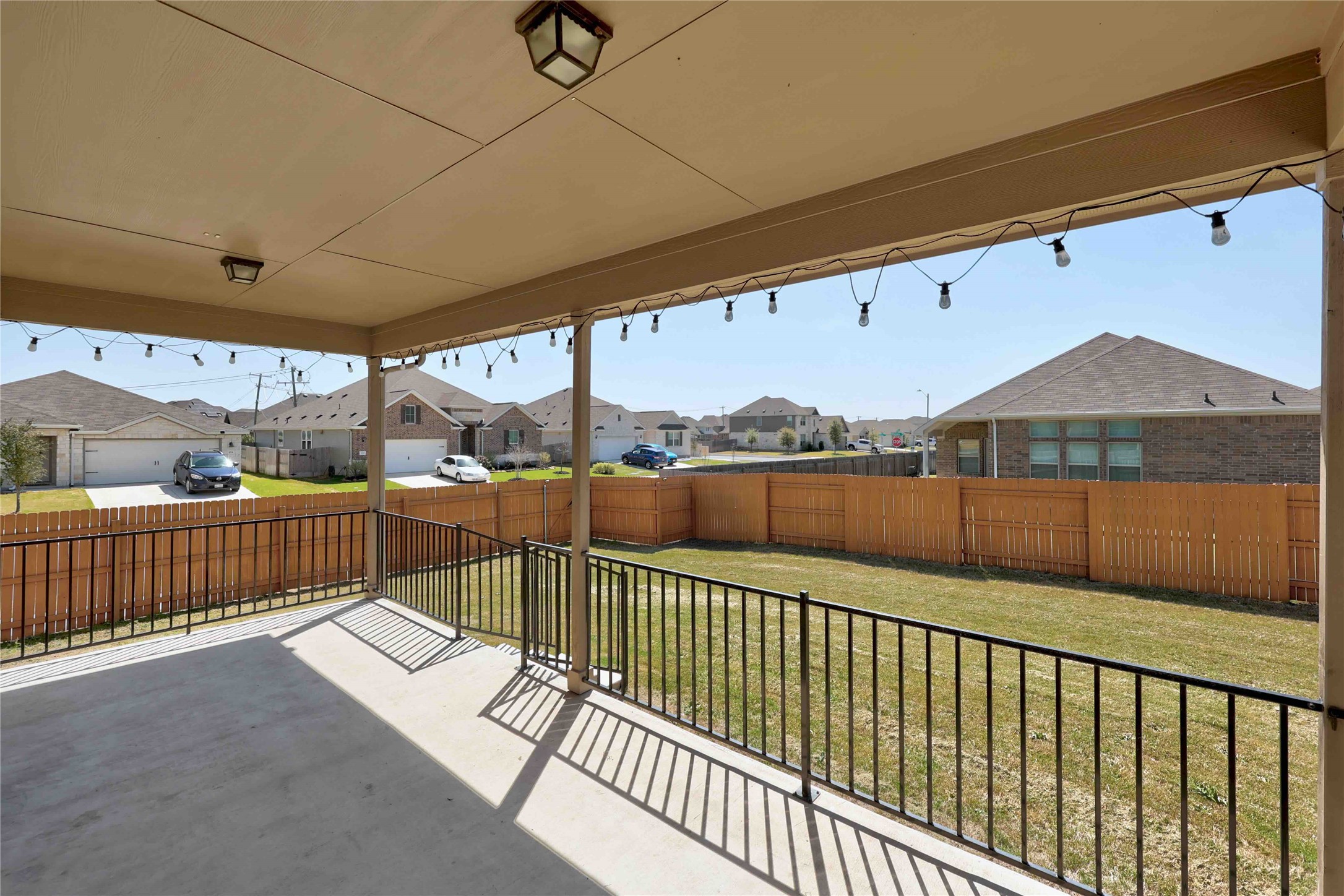 main property photo 29