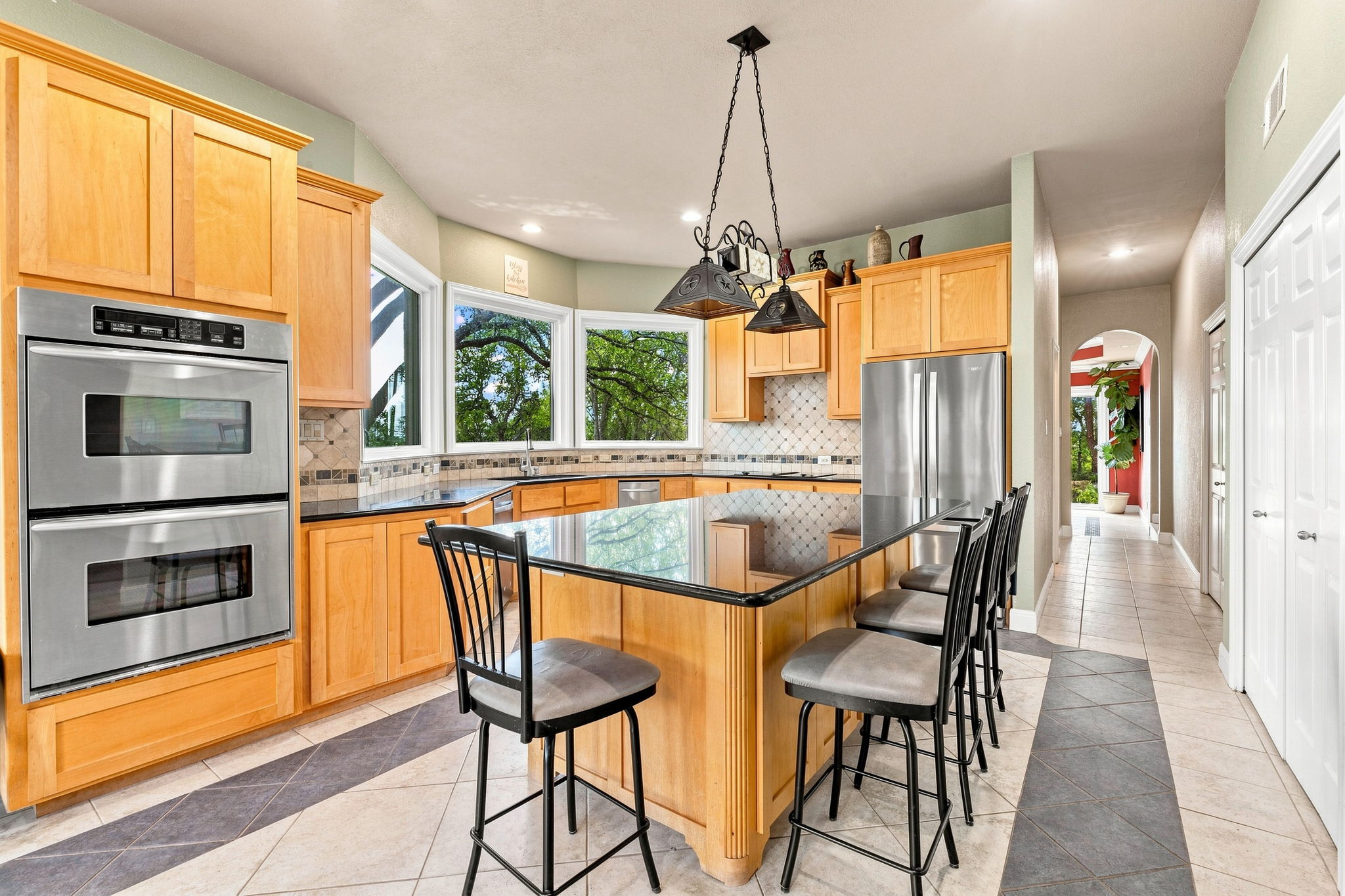 main property photo 8
