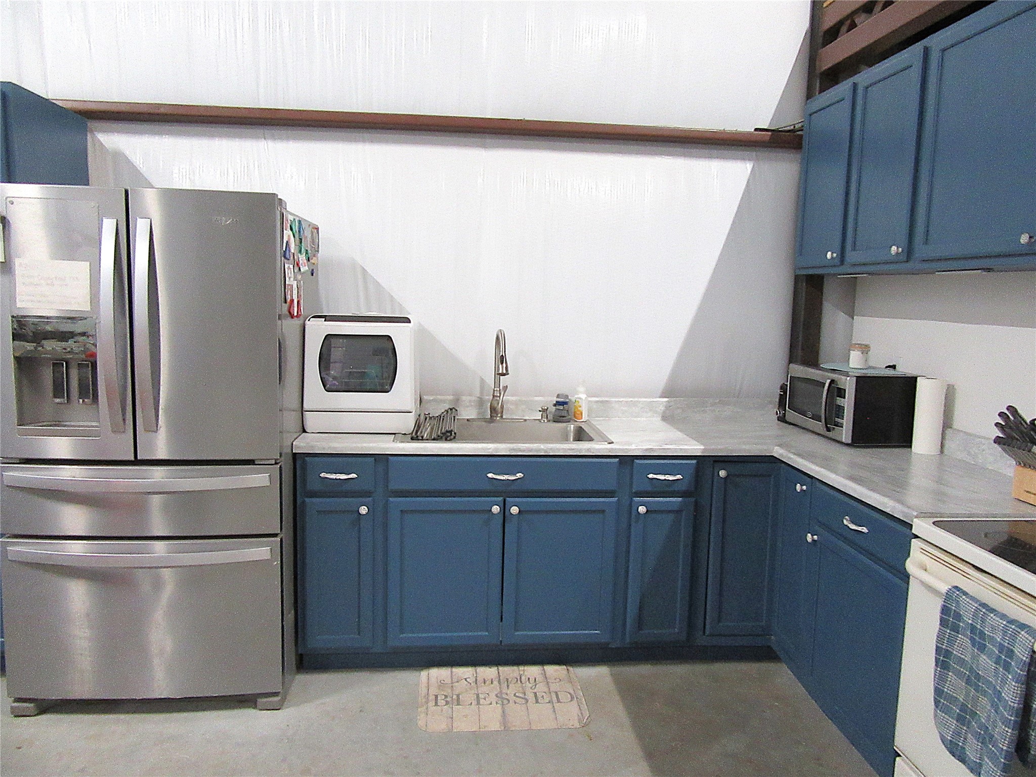 main property photo 12