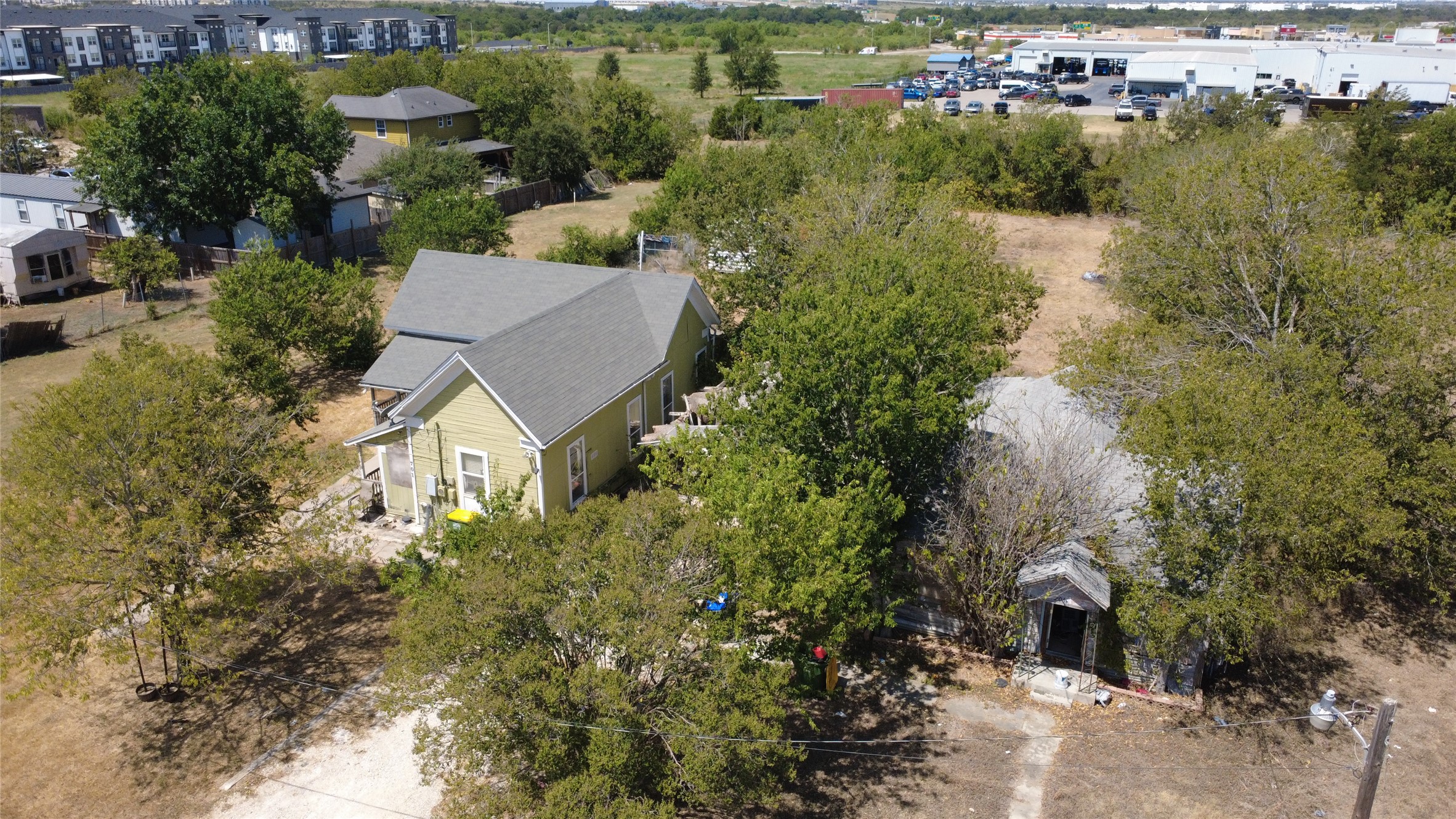 main property photo 9
