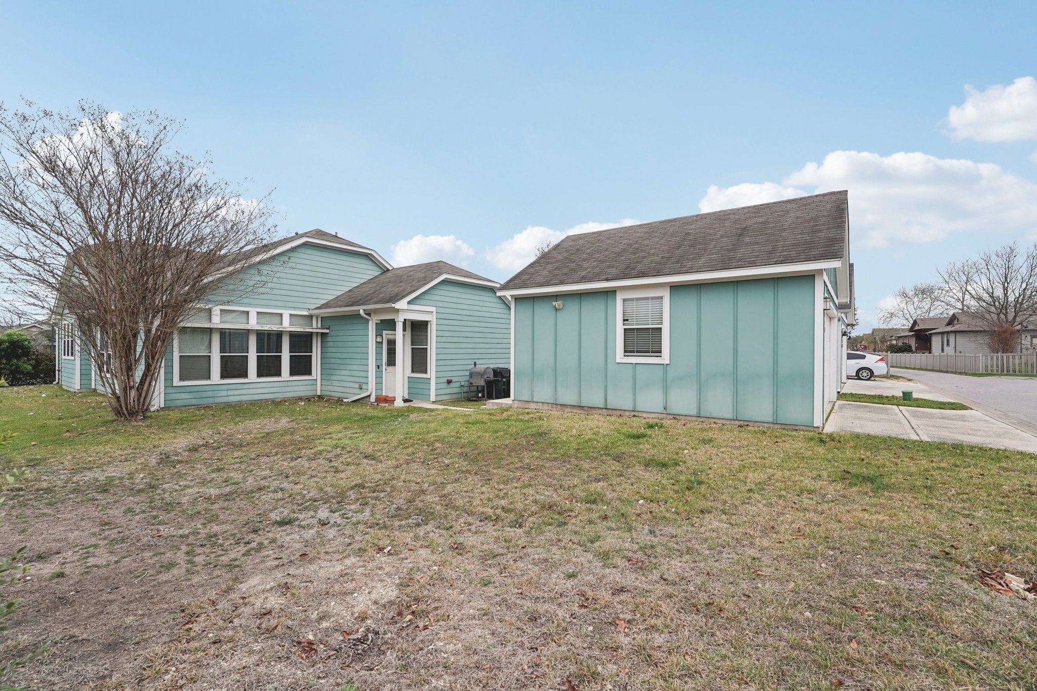 main property photo 15