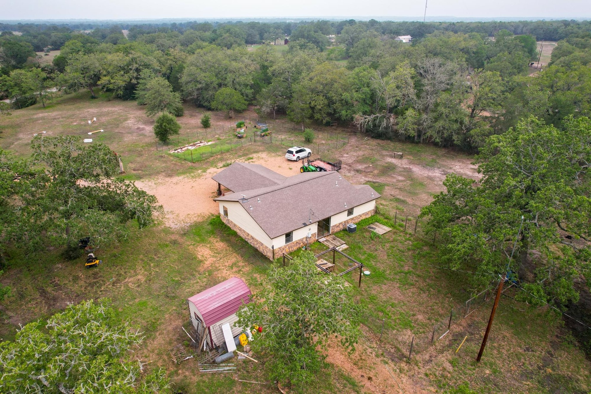 main property photo 20