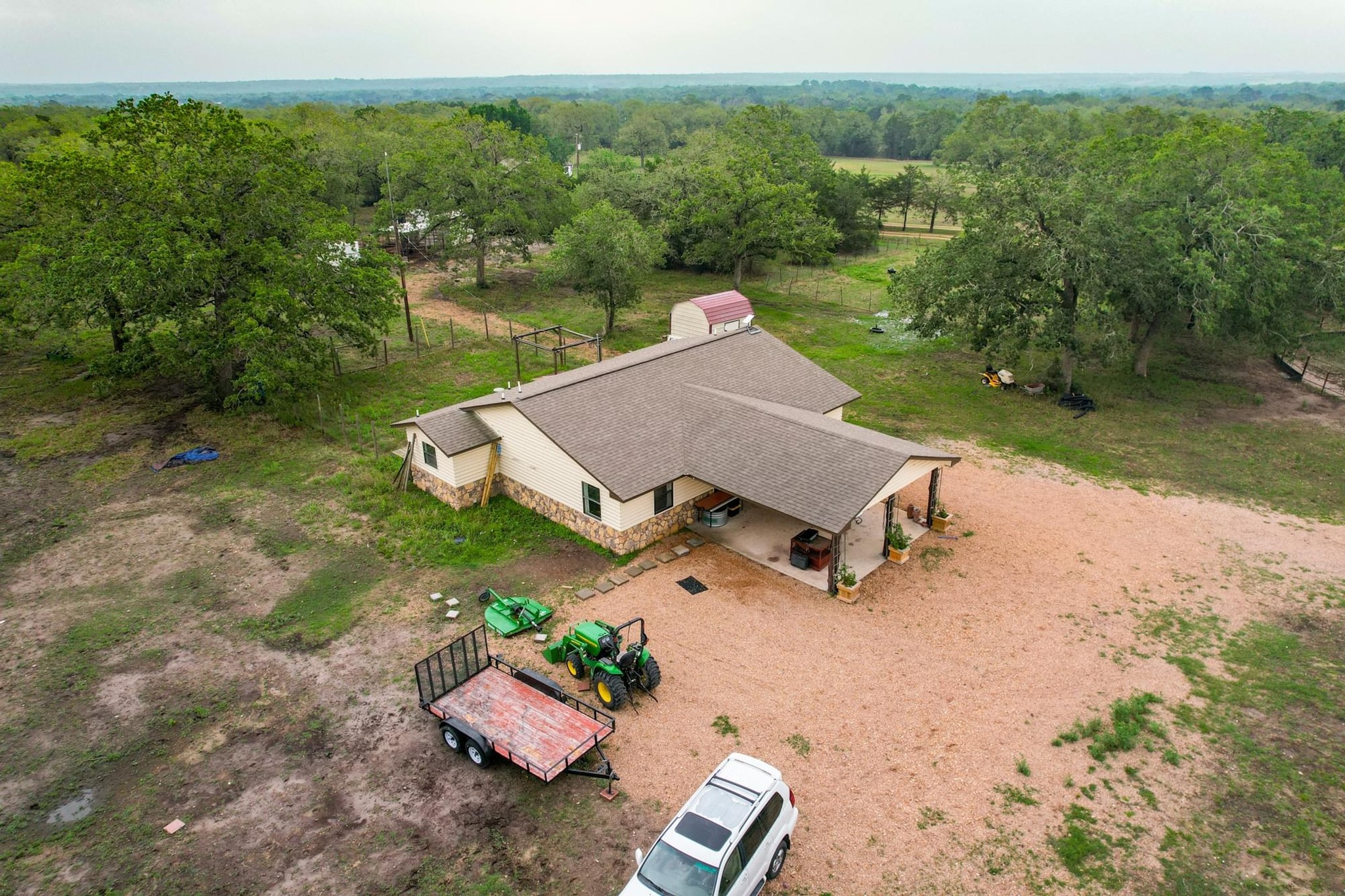 main property photo 22