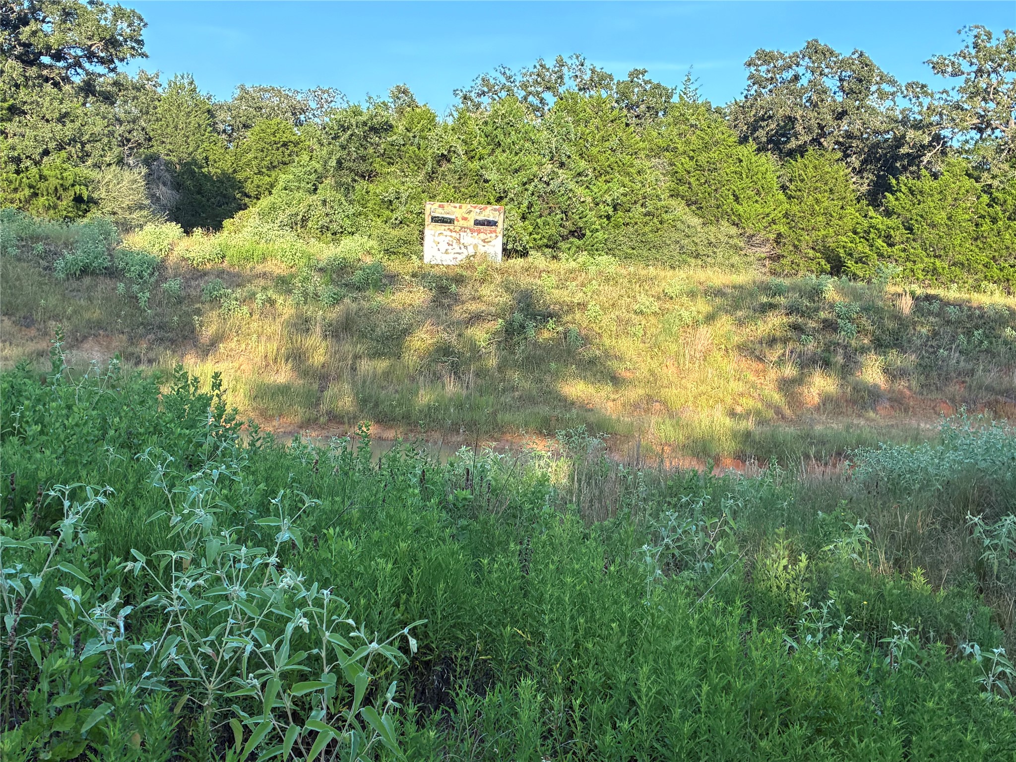 main property photo 7