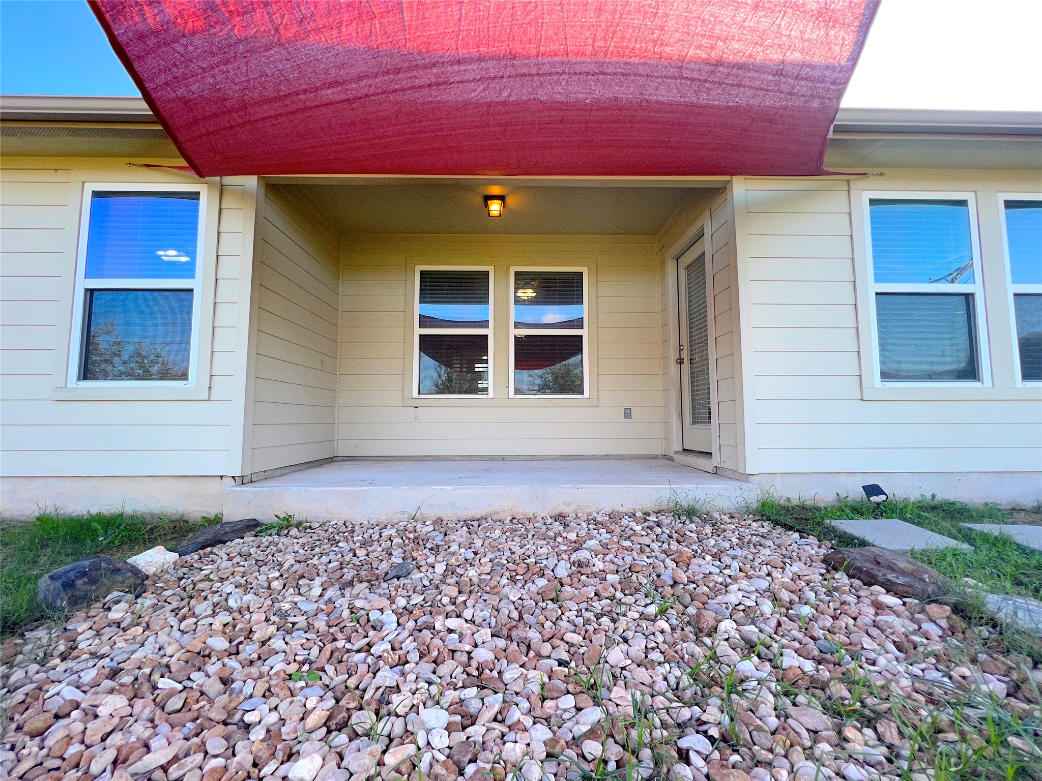main property photo 23