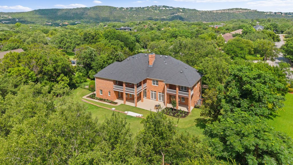 main property photo 27