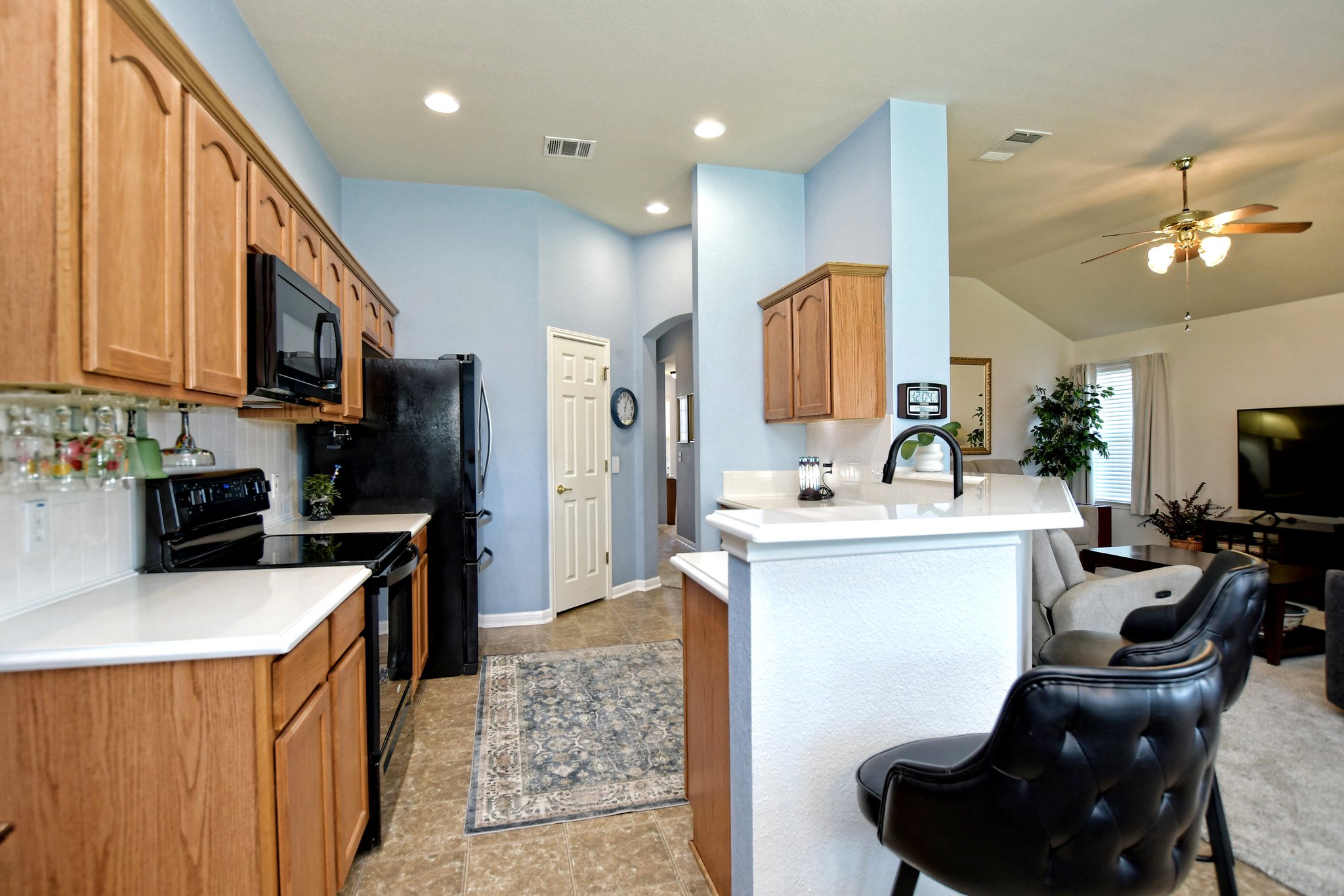 main property photo 12