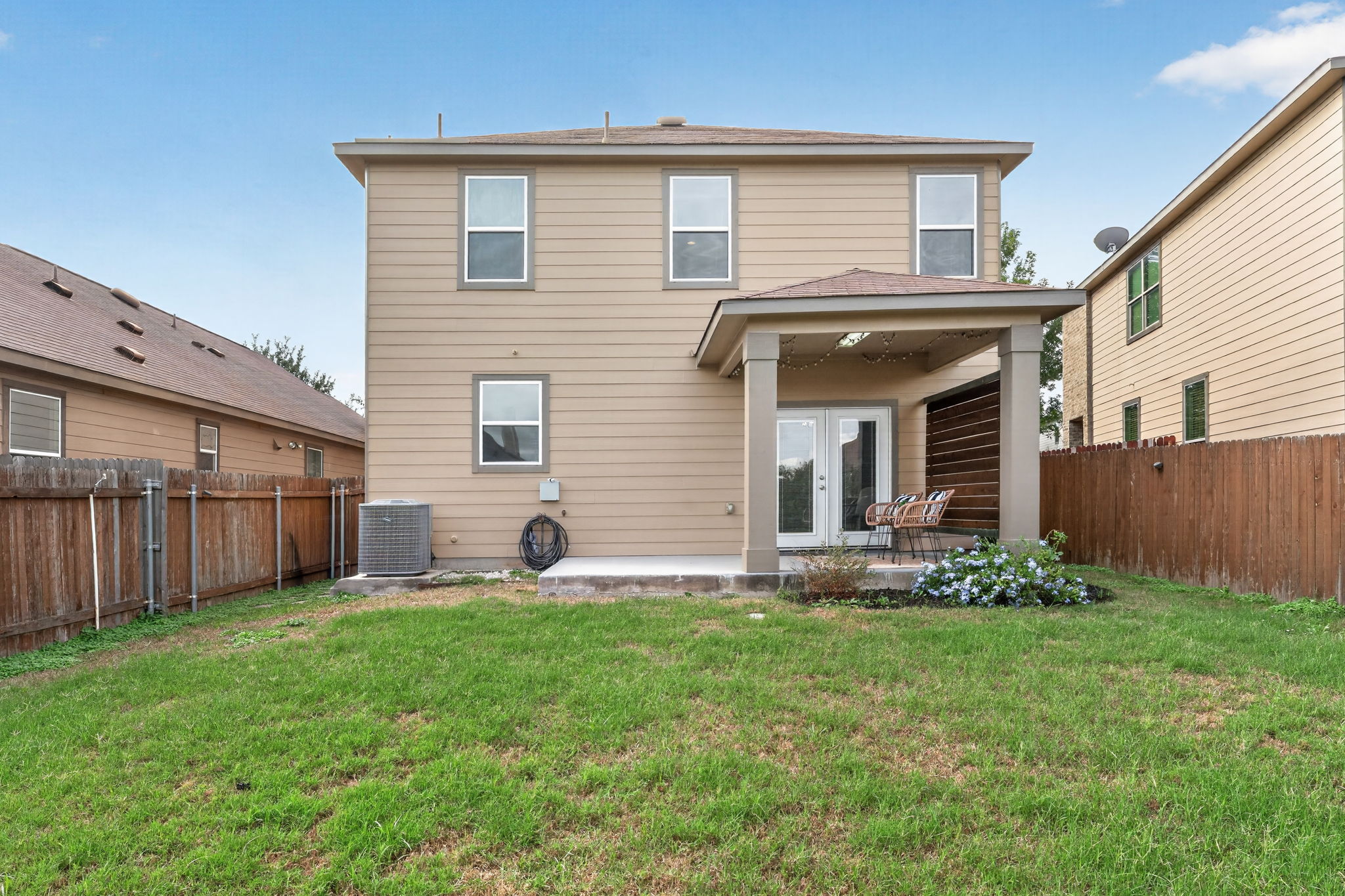 main property photo 27