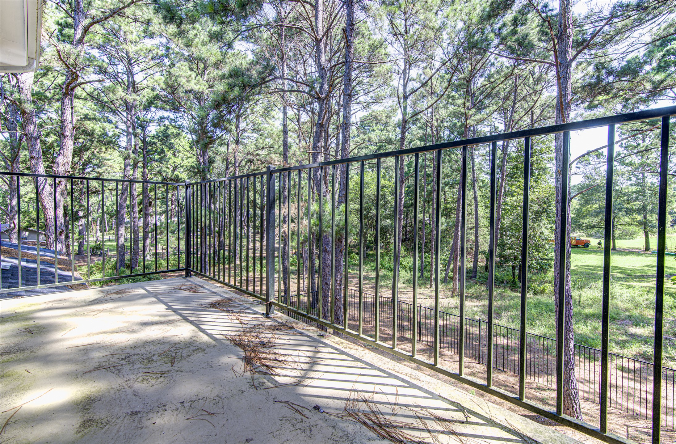 main property photo 26