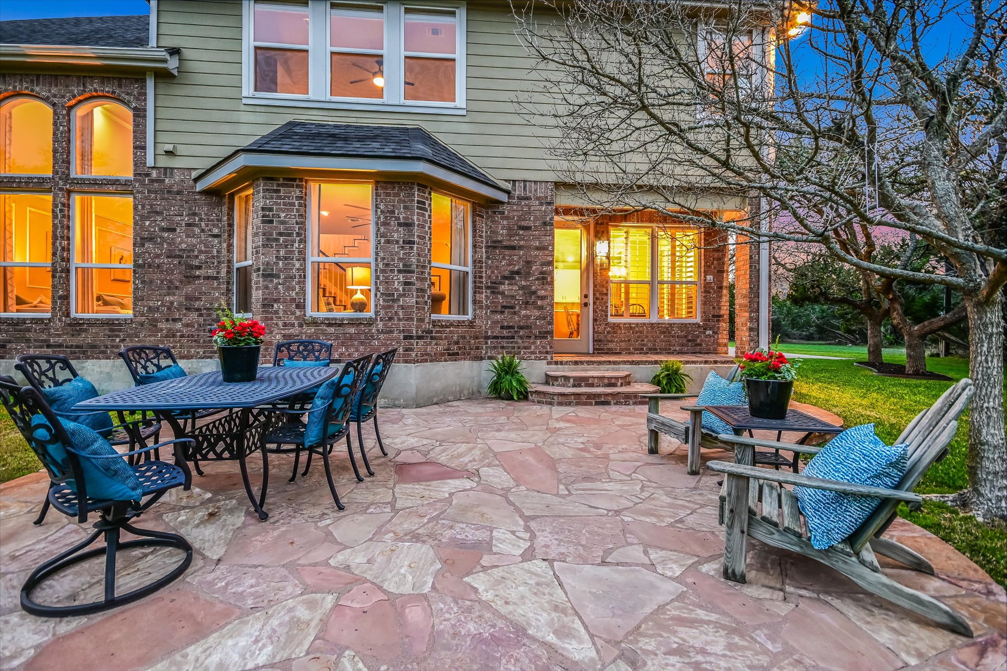 main property photo 23