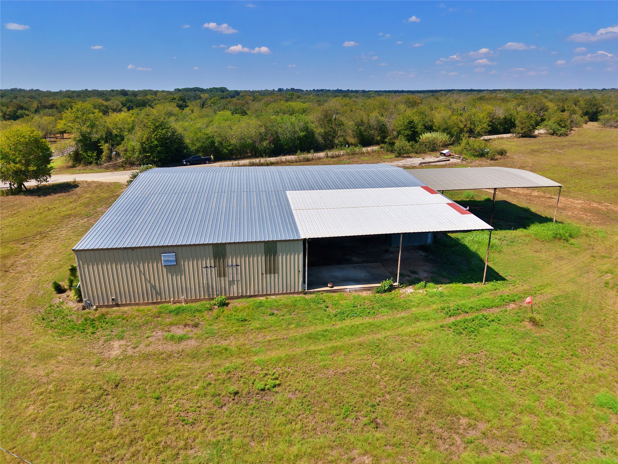 main property photo 10