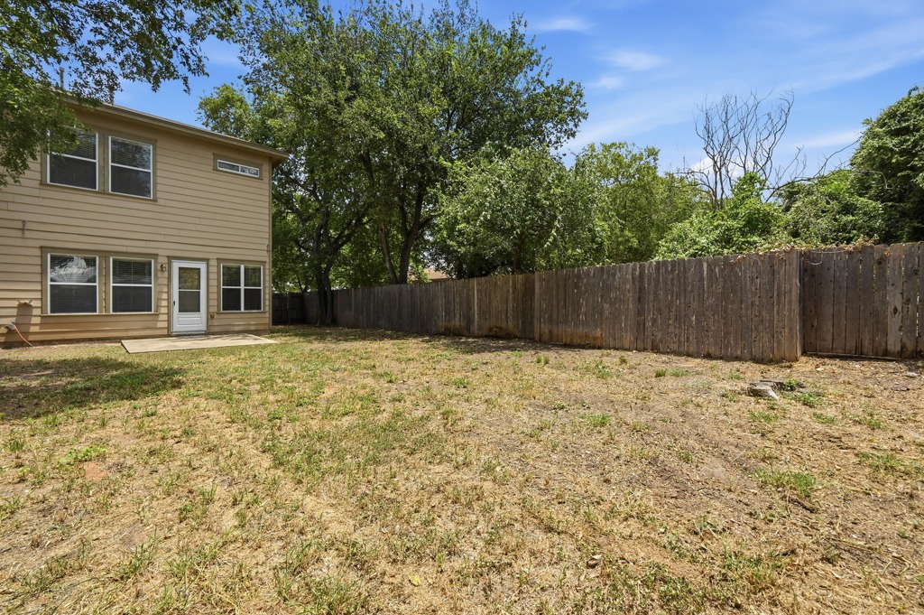 main property photo 25