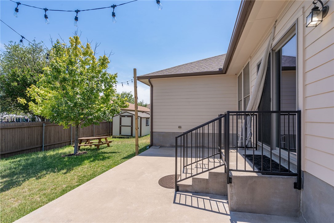 main property photo 26