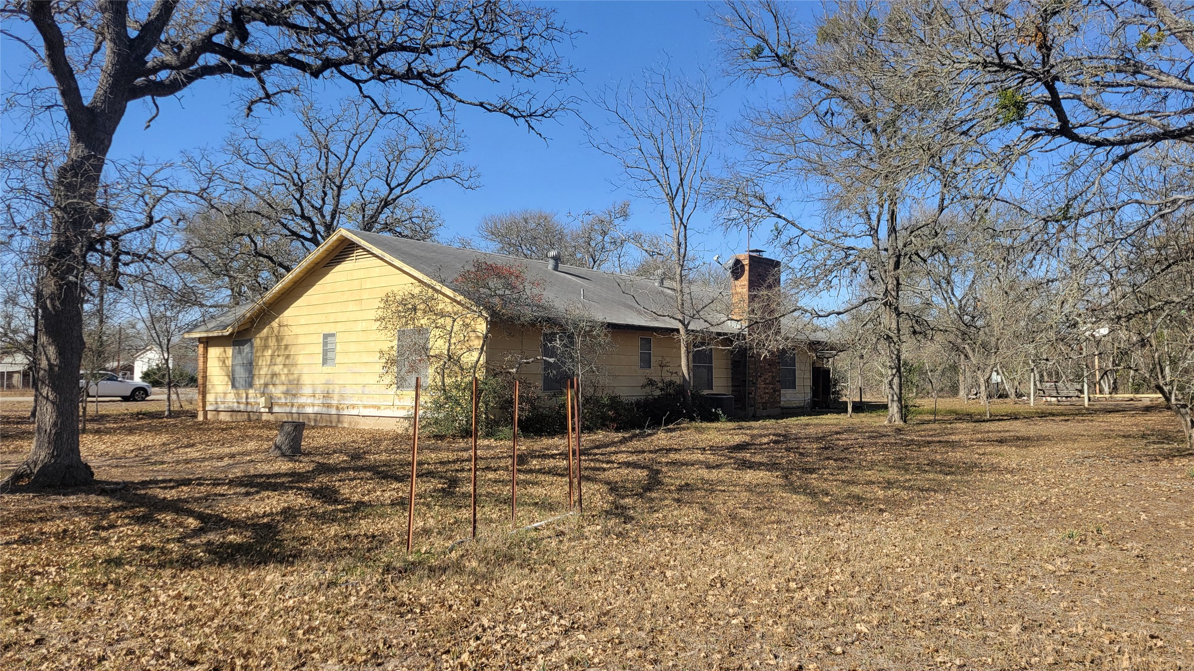 main property photo 5