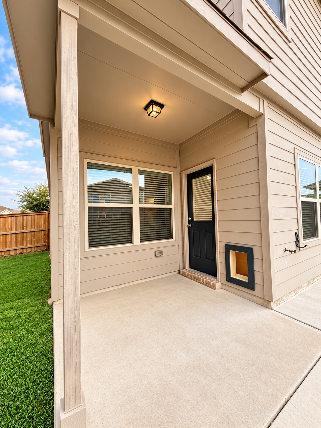 main property photo 19