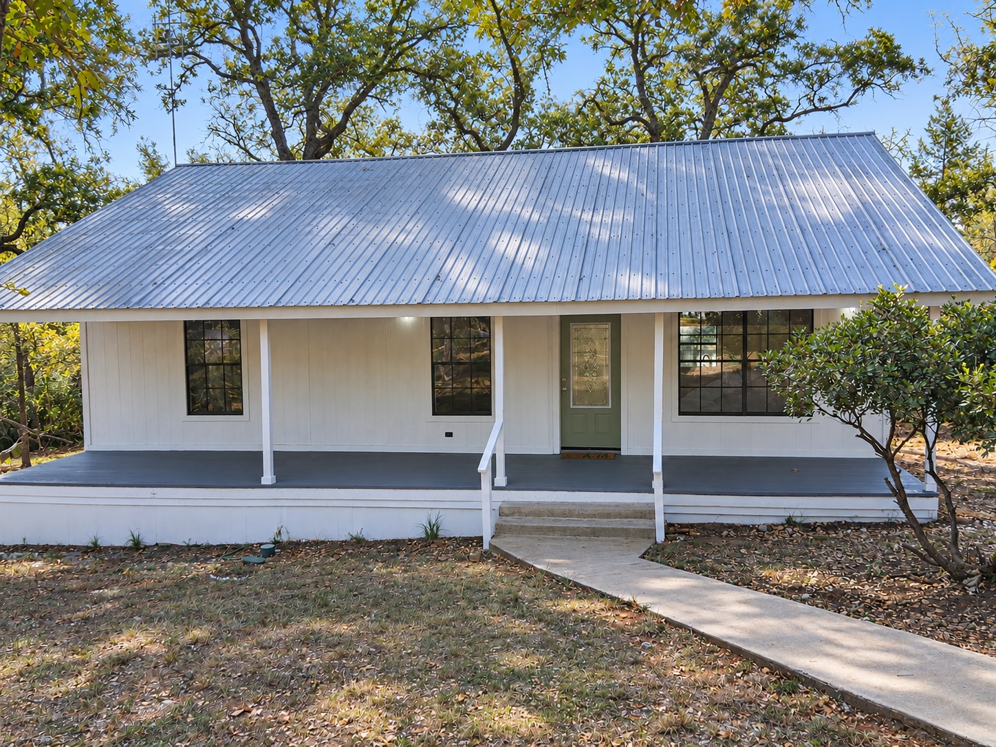 main property photo 20
