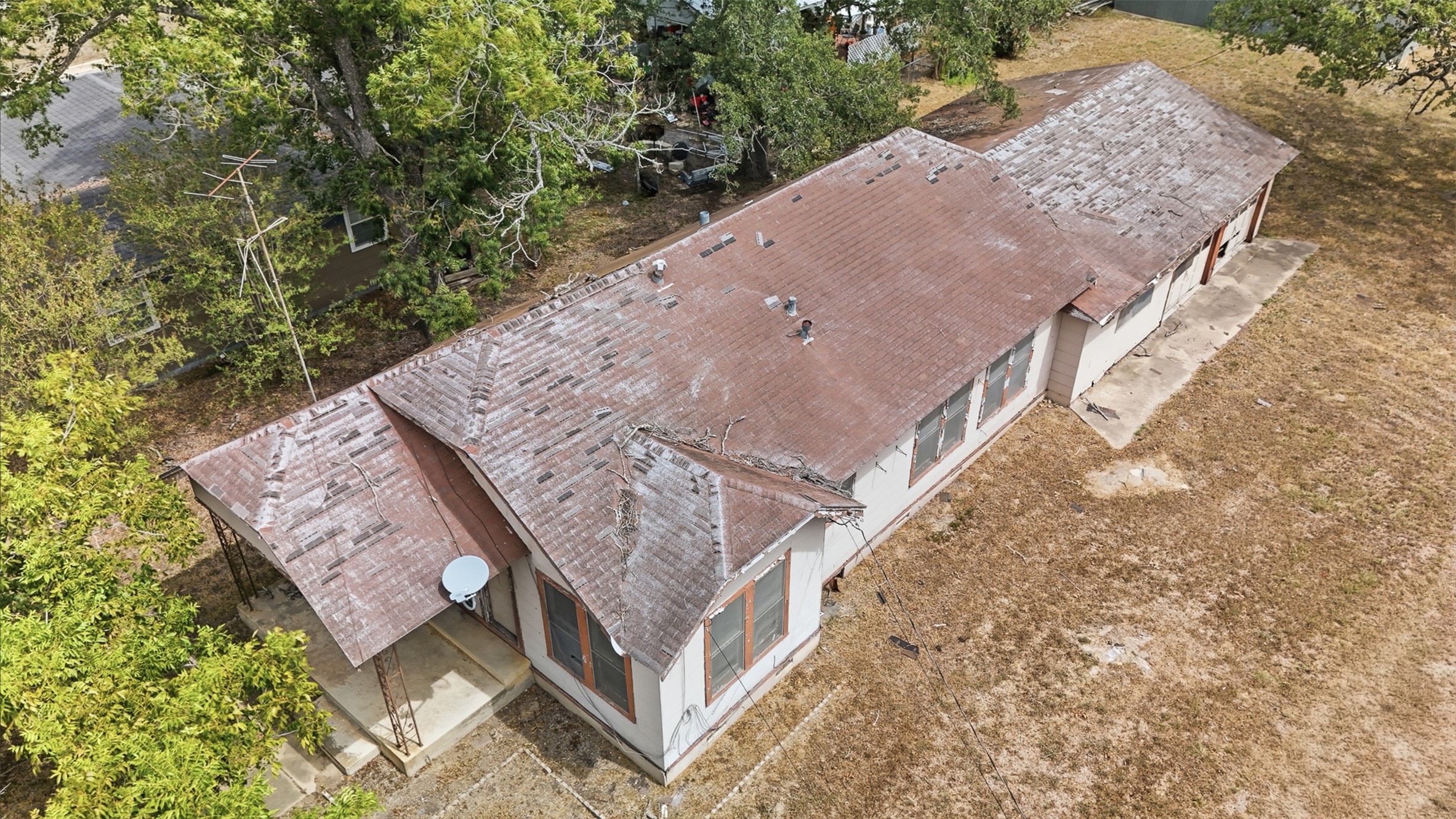 main property photo 12