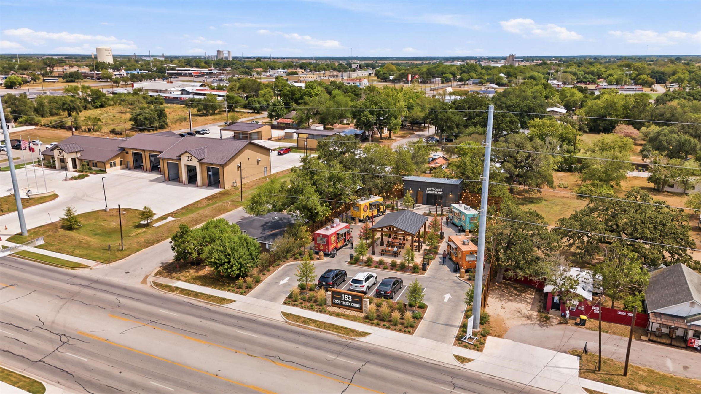 main property photo 5