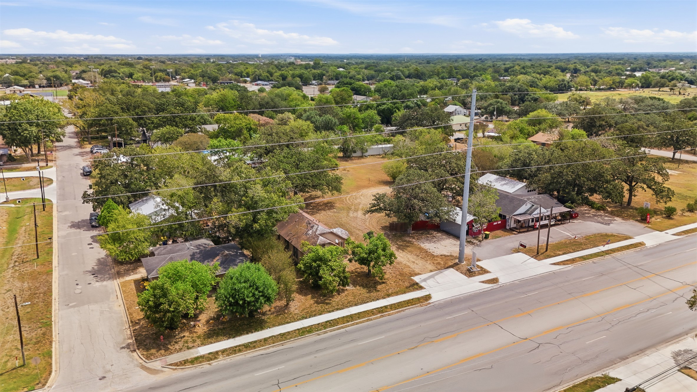 main property photo 7