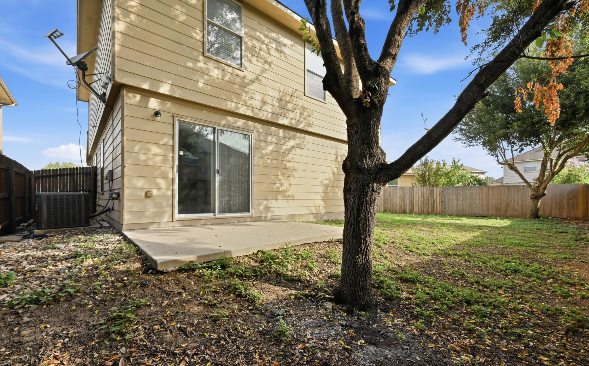 main property photo 24