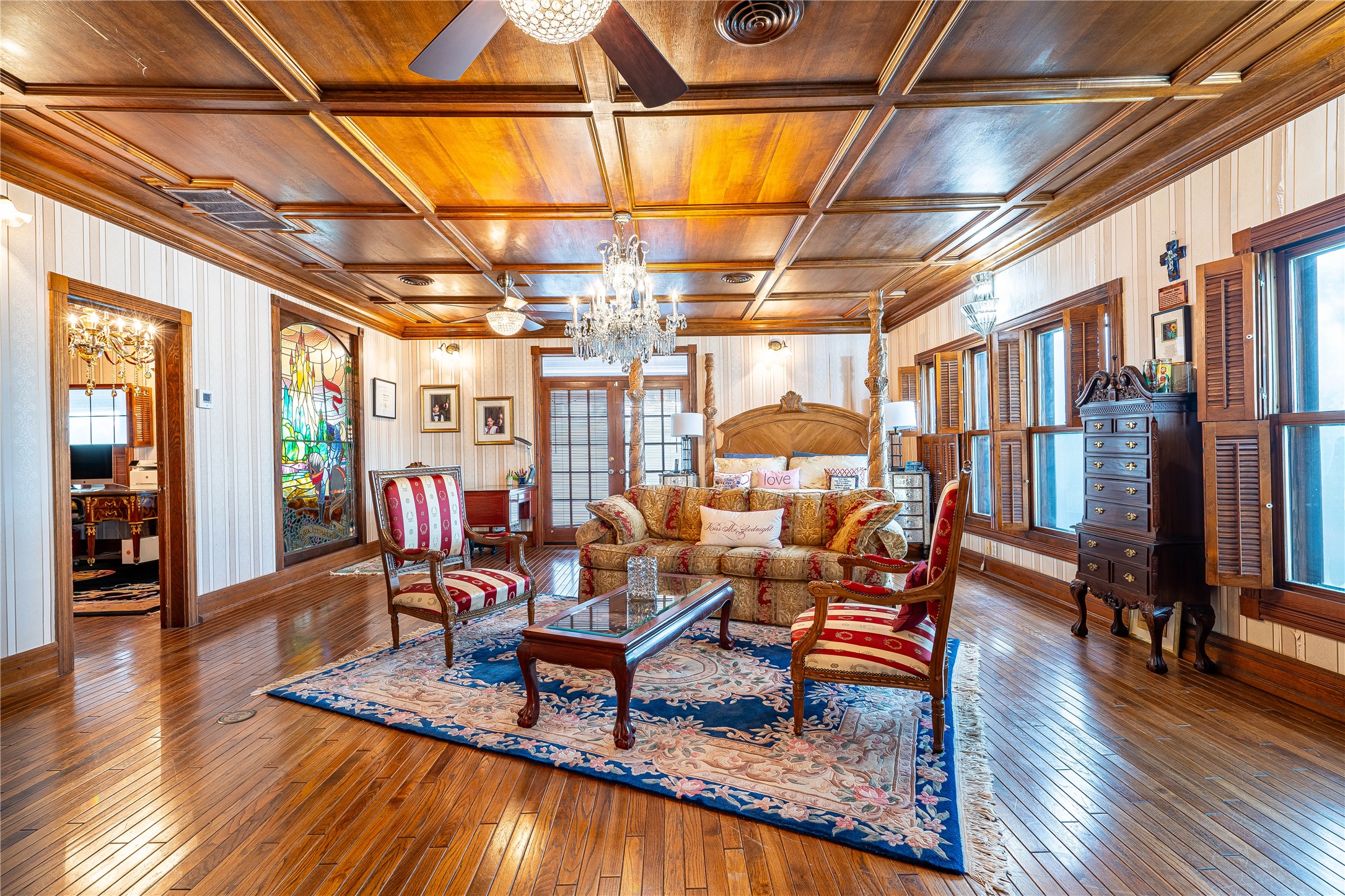main property photo 23