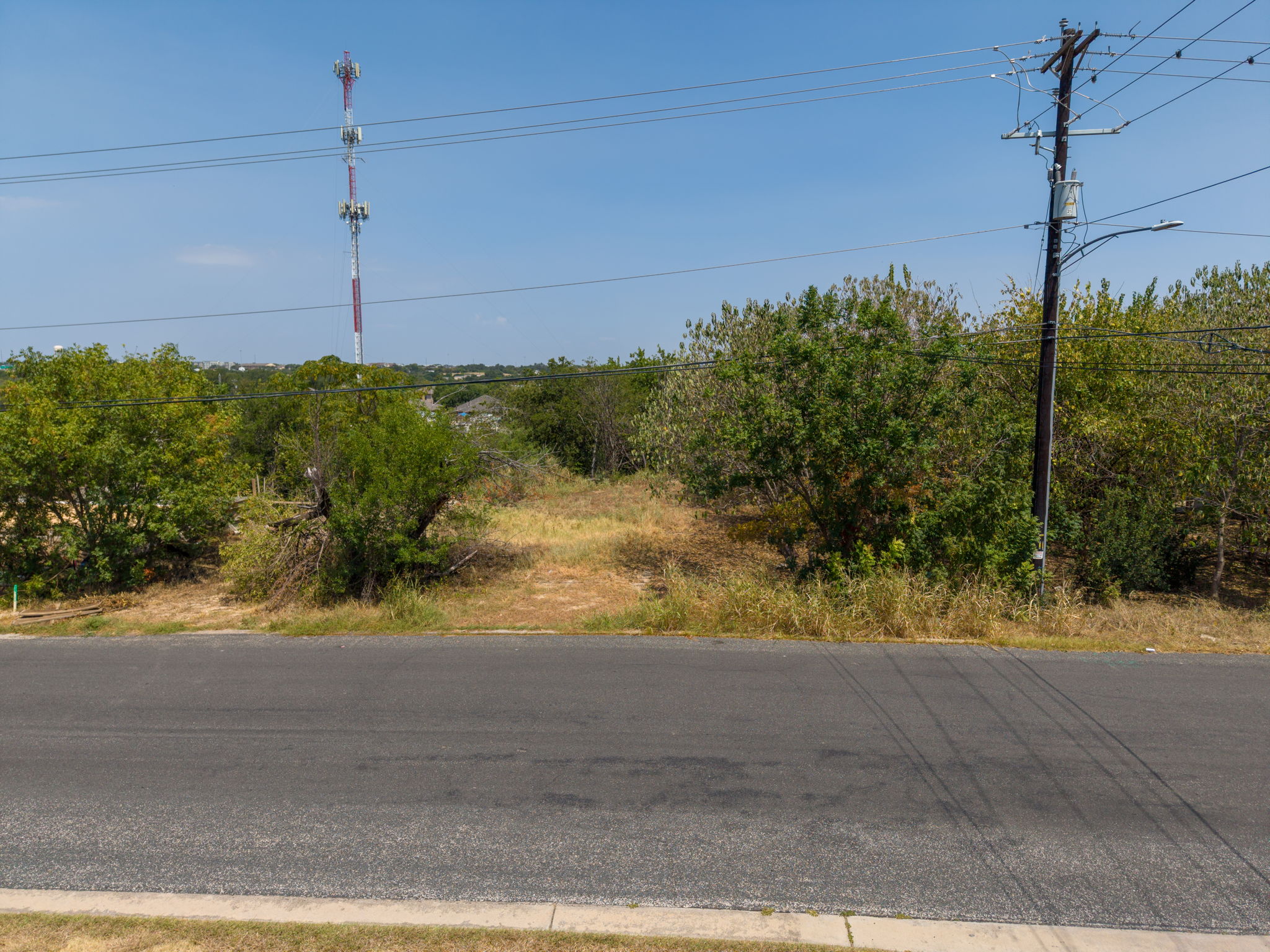 main property photo 5