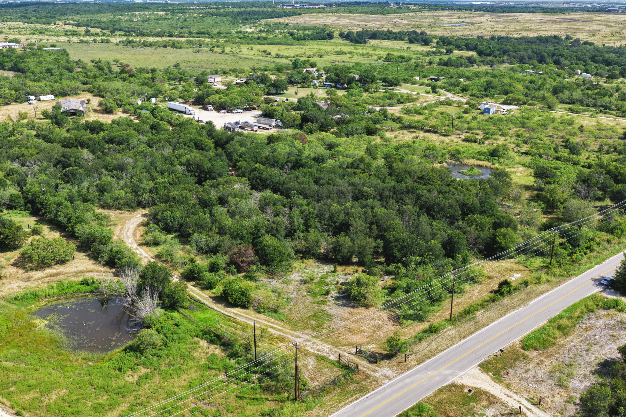 main property photo 14